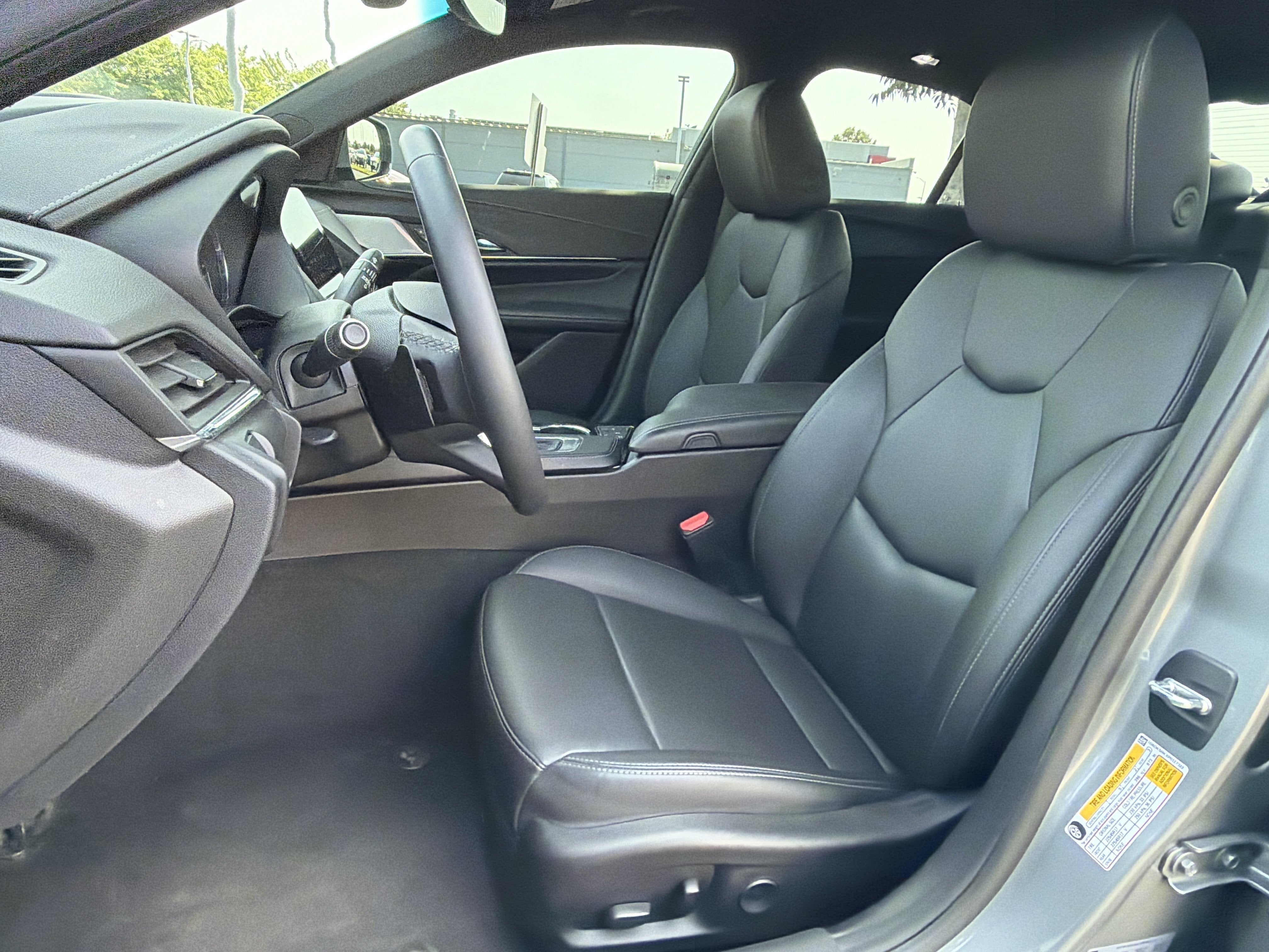 2023 Cadillac CT4 Luxury