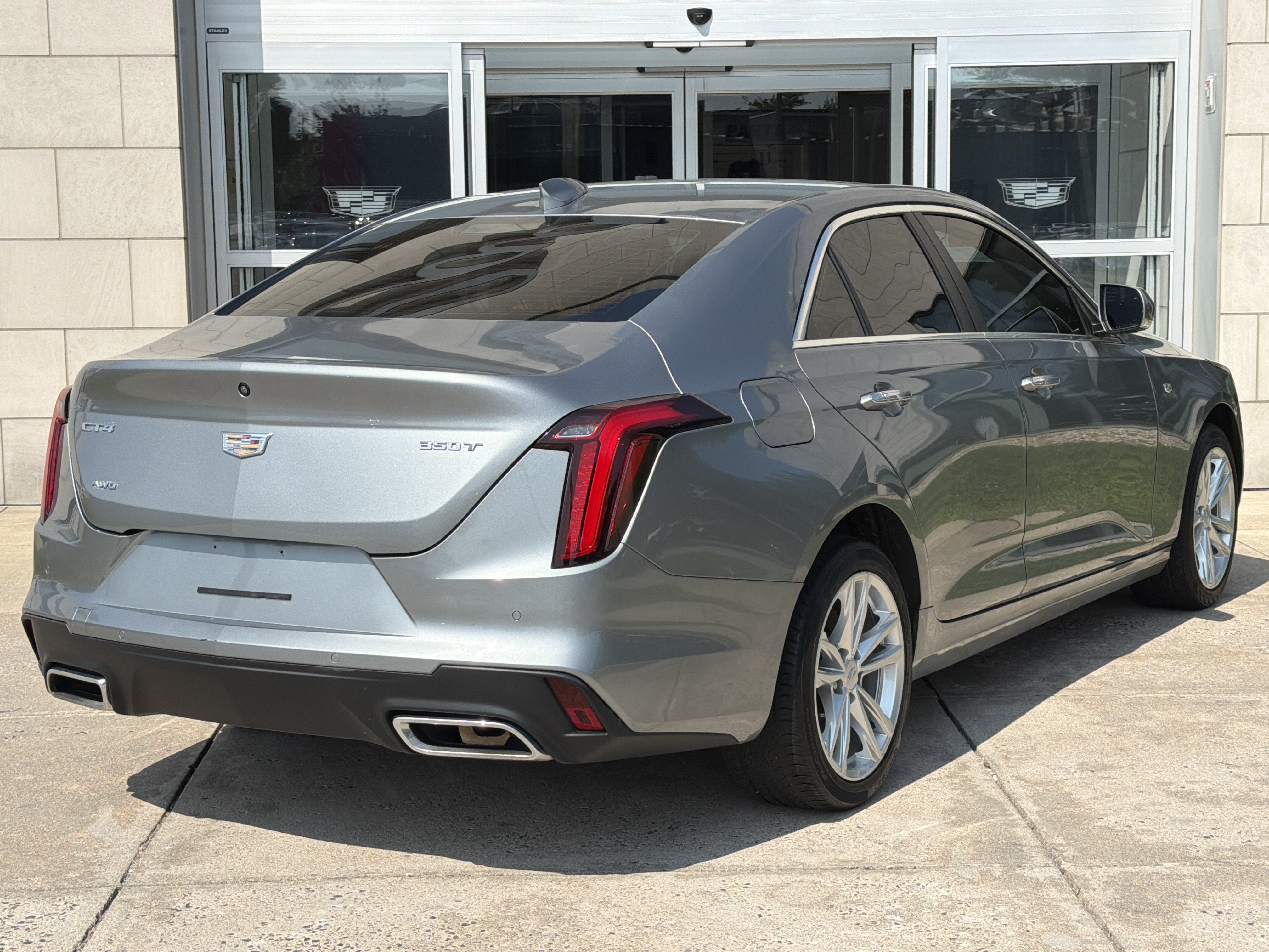 2023 Cadillac CT4 Luxury