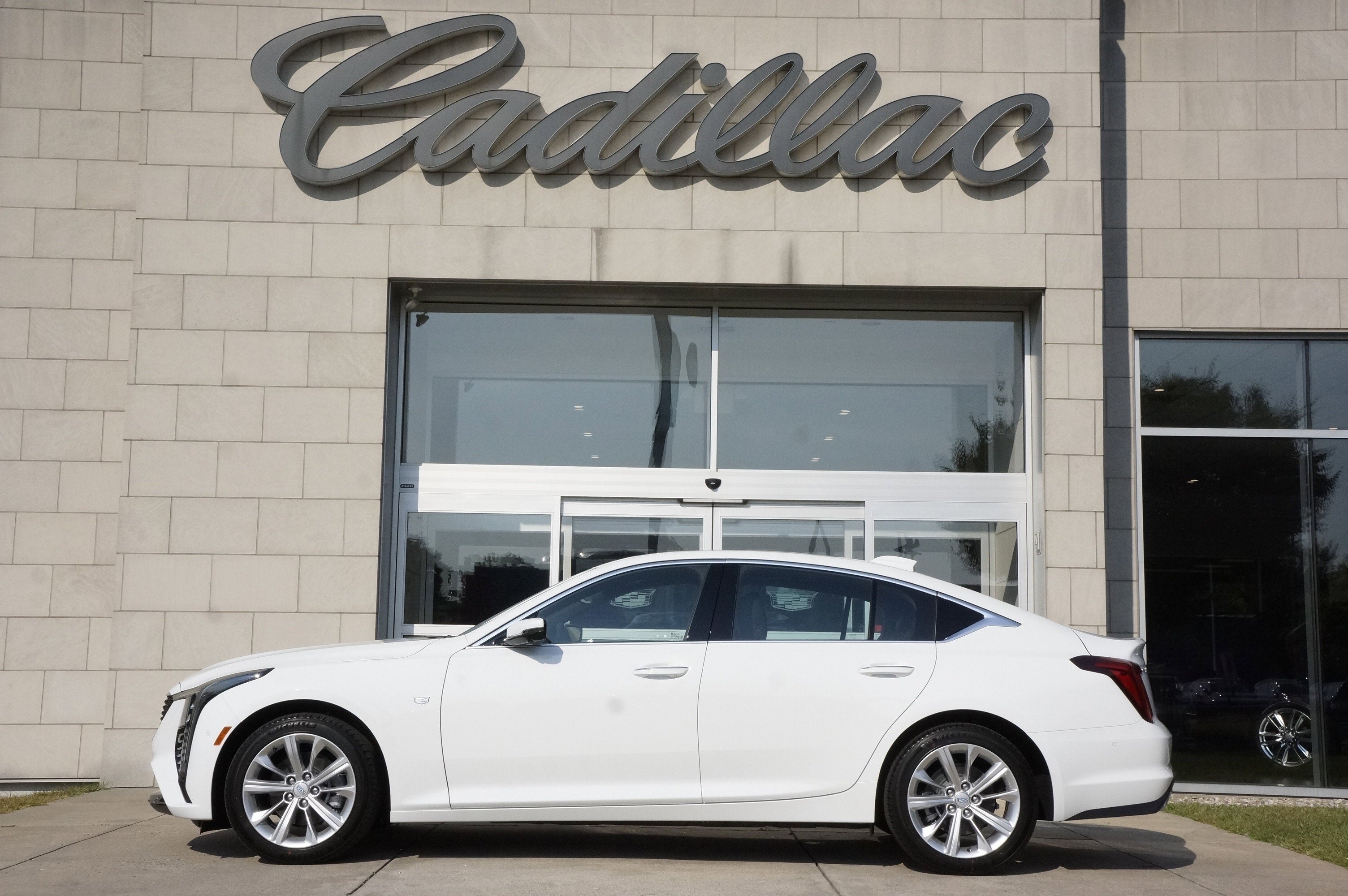 2025 Cadillac CT5 Premium Luxury