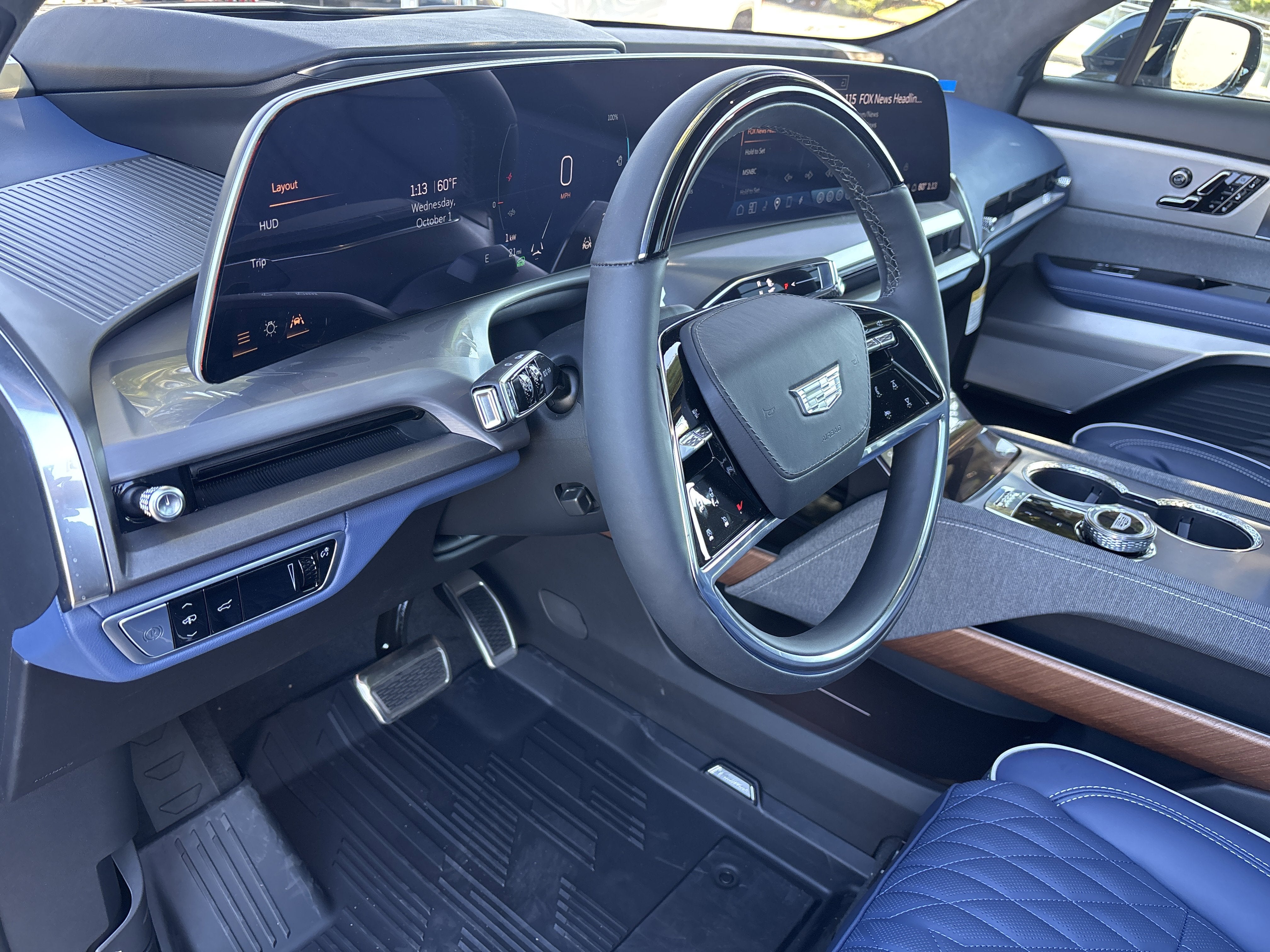 2026 Cadillac VISTIQ Premium Luxury