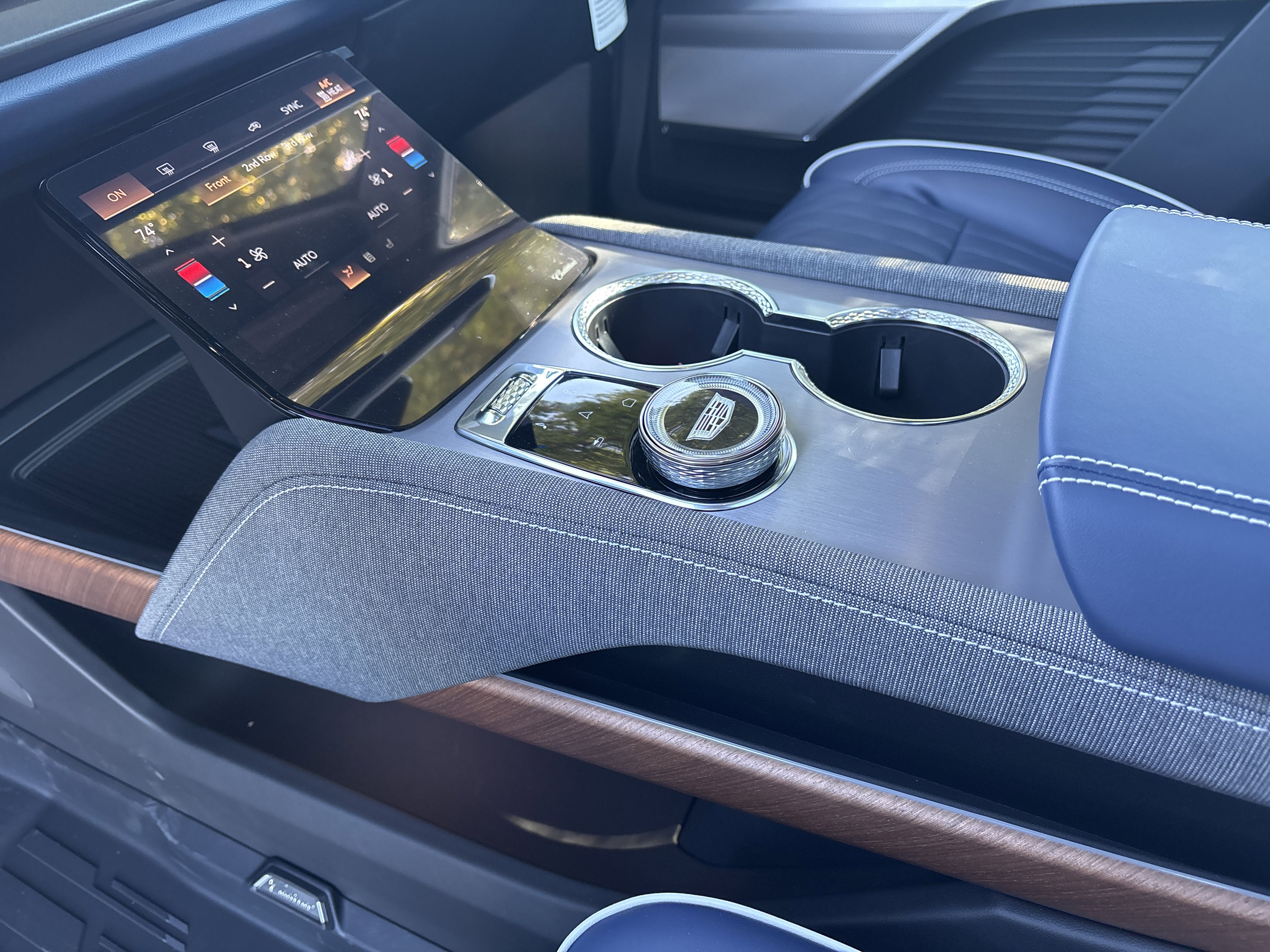 2026 Cadillac VISTIQ Premium Luxury