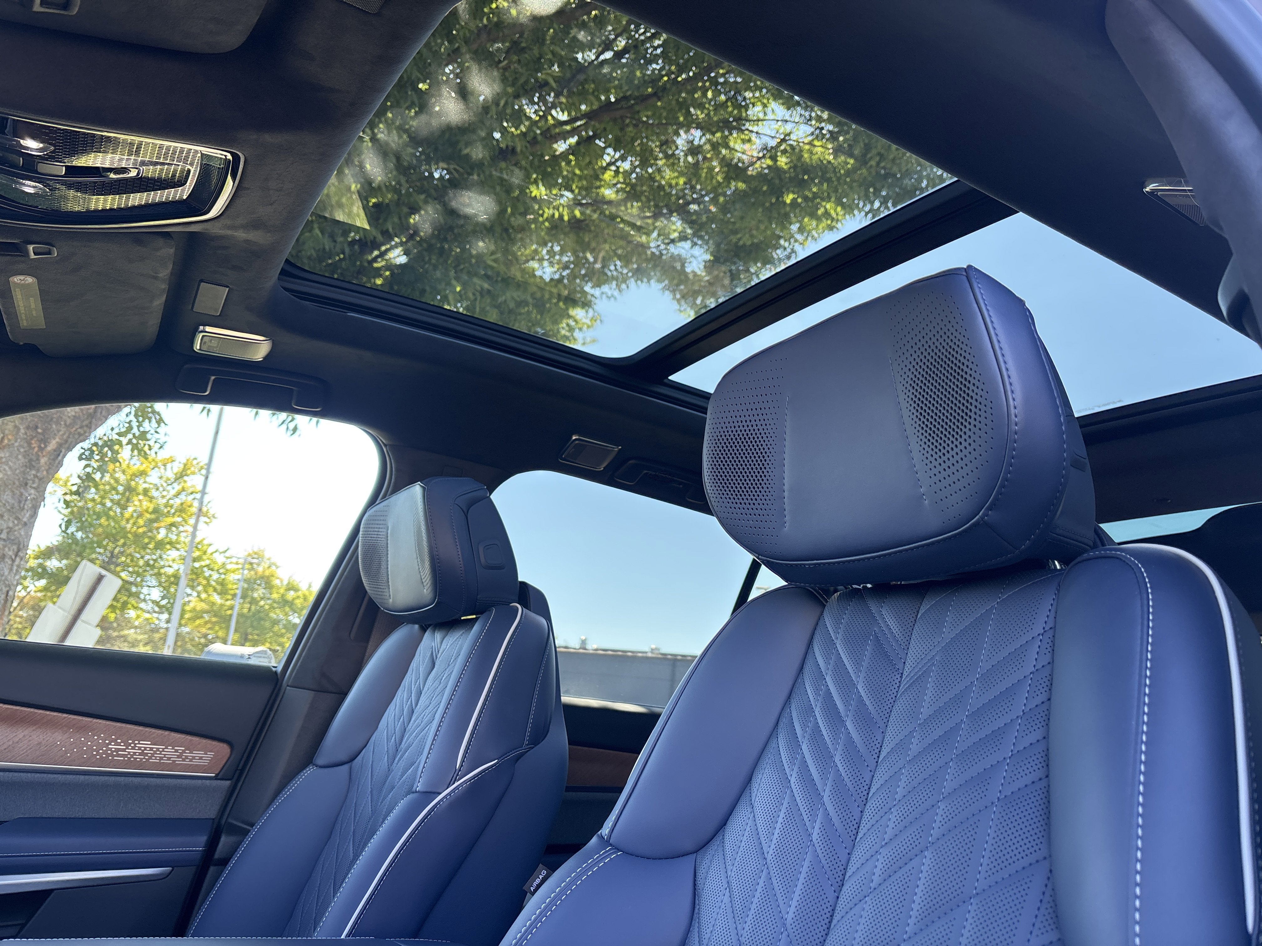 2026 Cadillac VISTIQ Premium Luxury