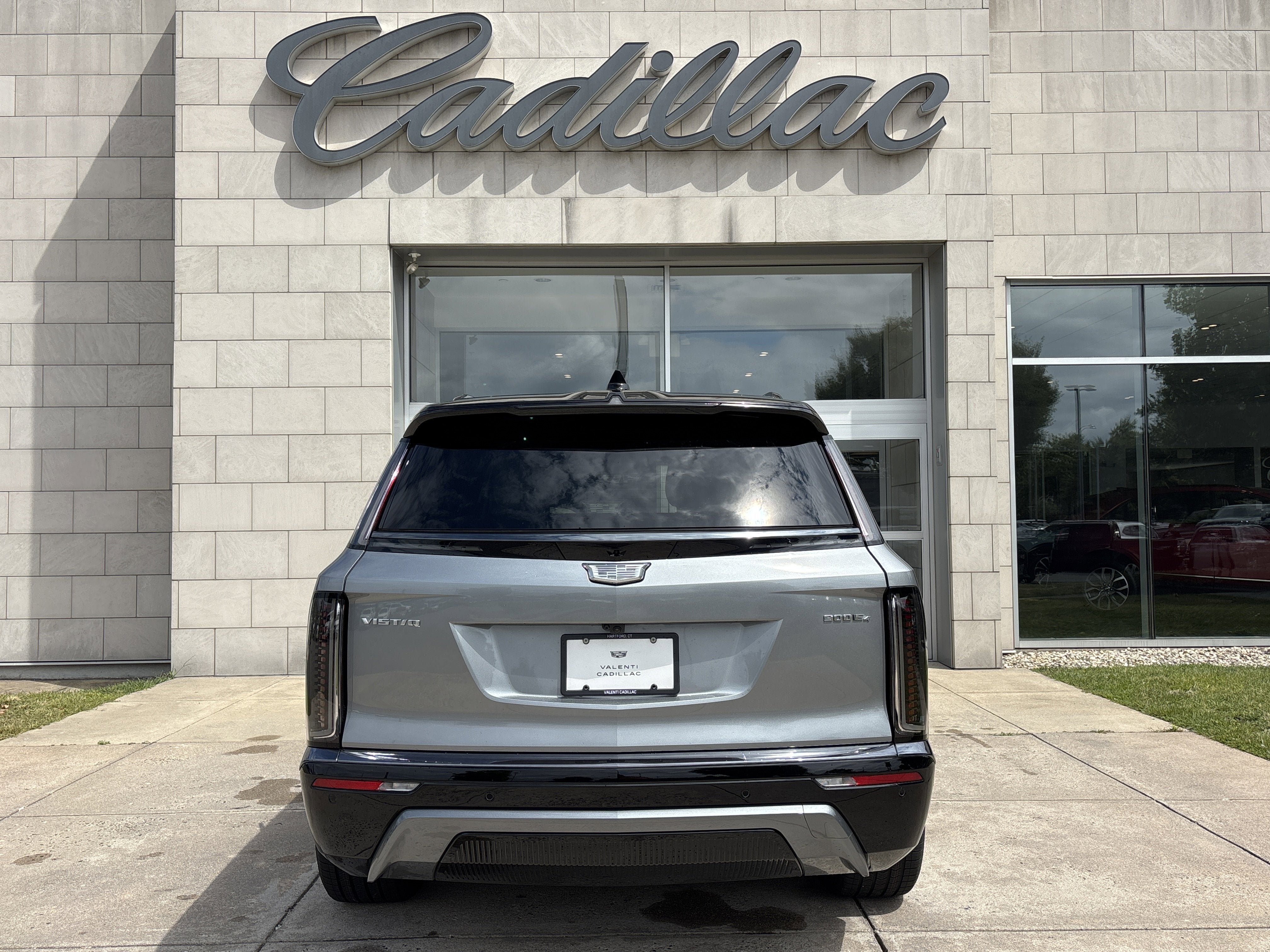 2026 Cadillac VISTIQ Sport