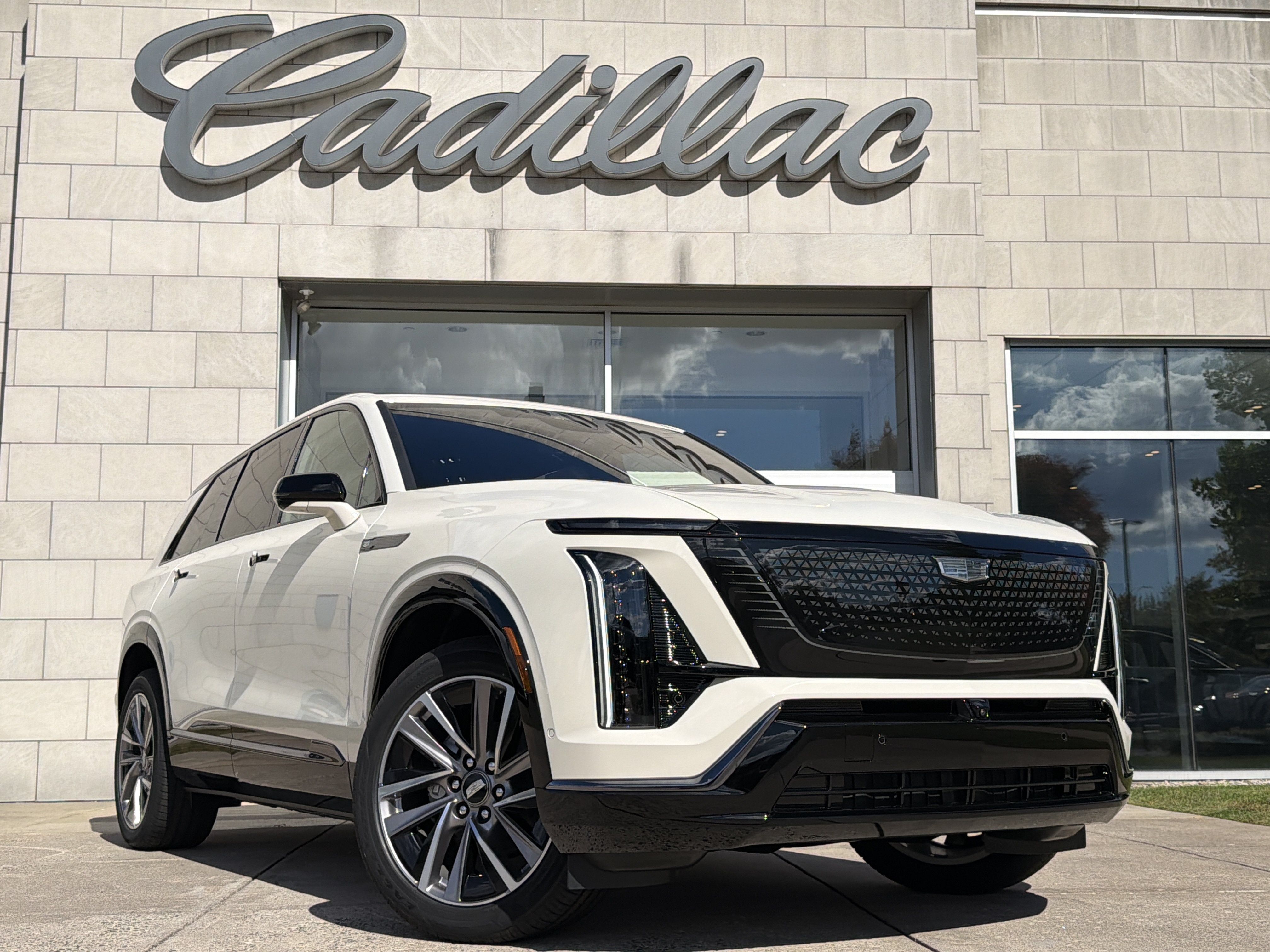 2027 Cadillac VISTIQ