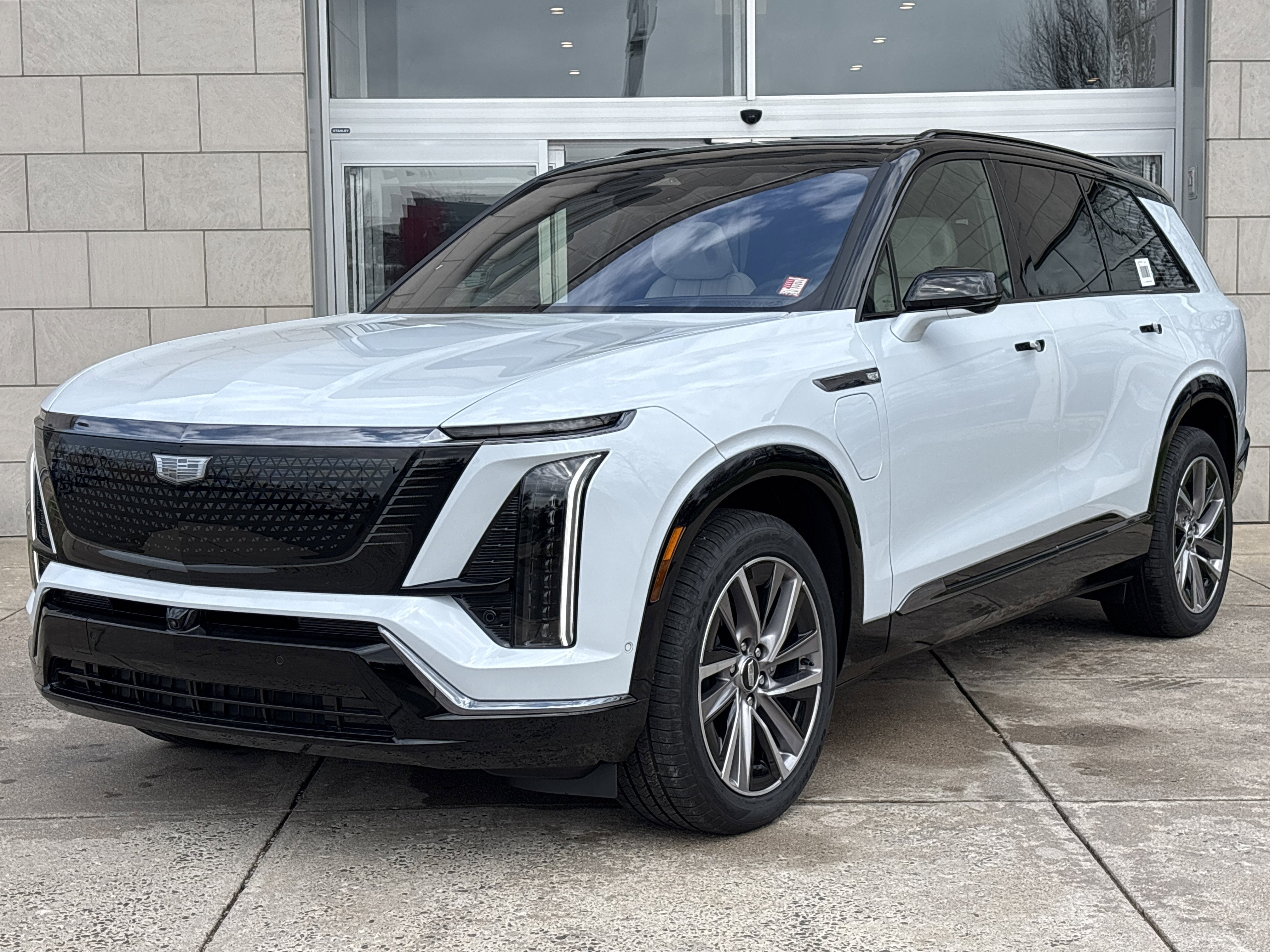 2026 Cadillac VISTIQ Sport