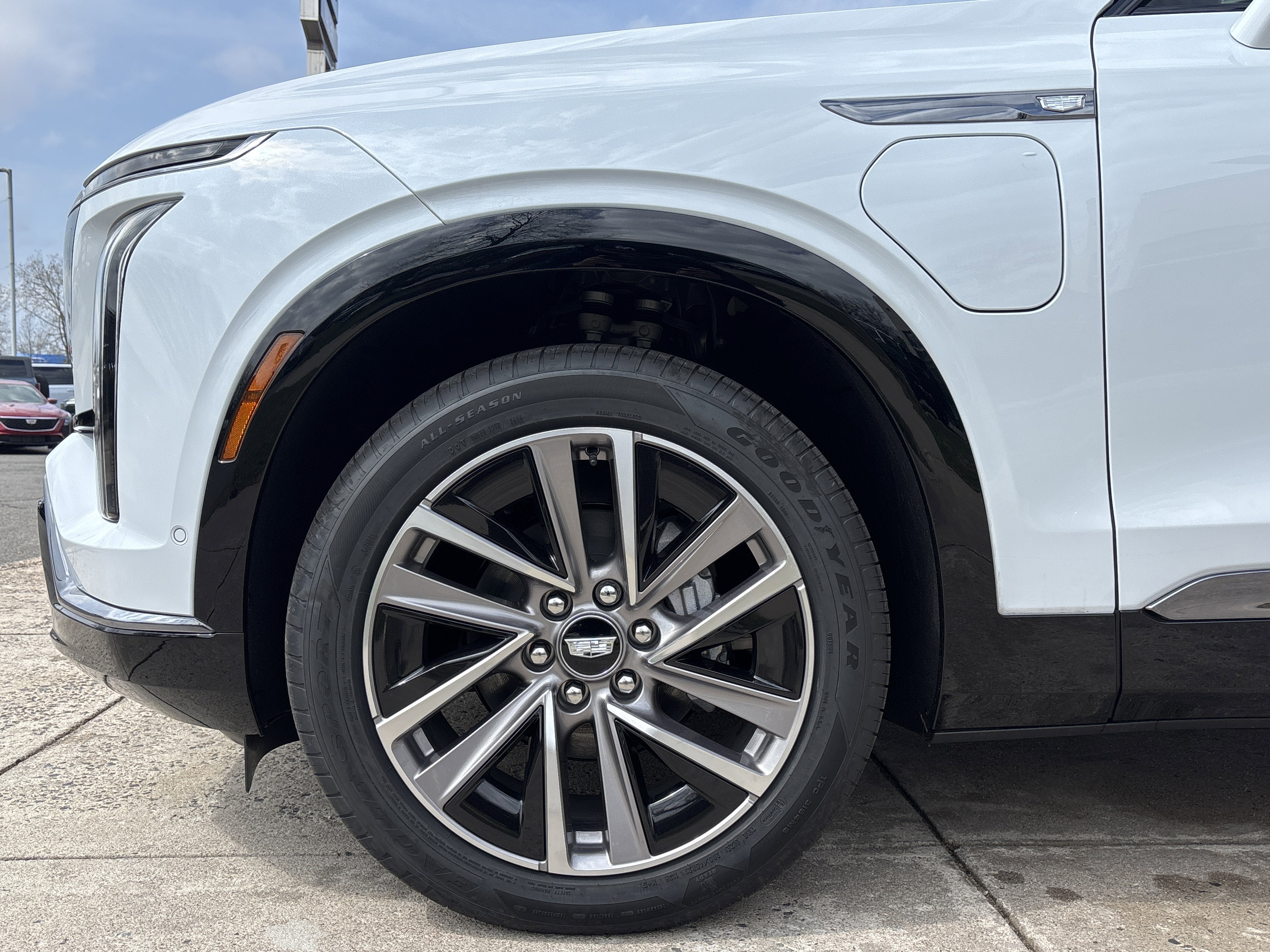 2026 Cadillac VISTIQ Sport