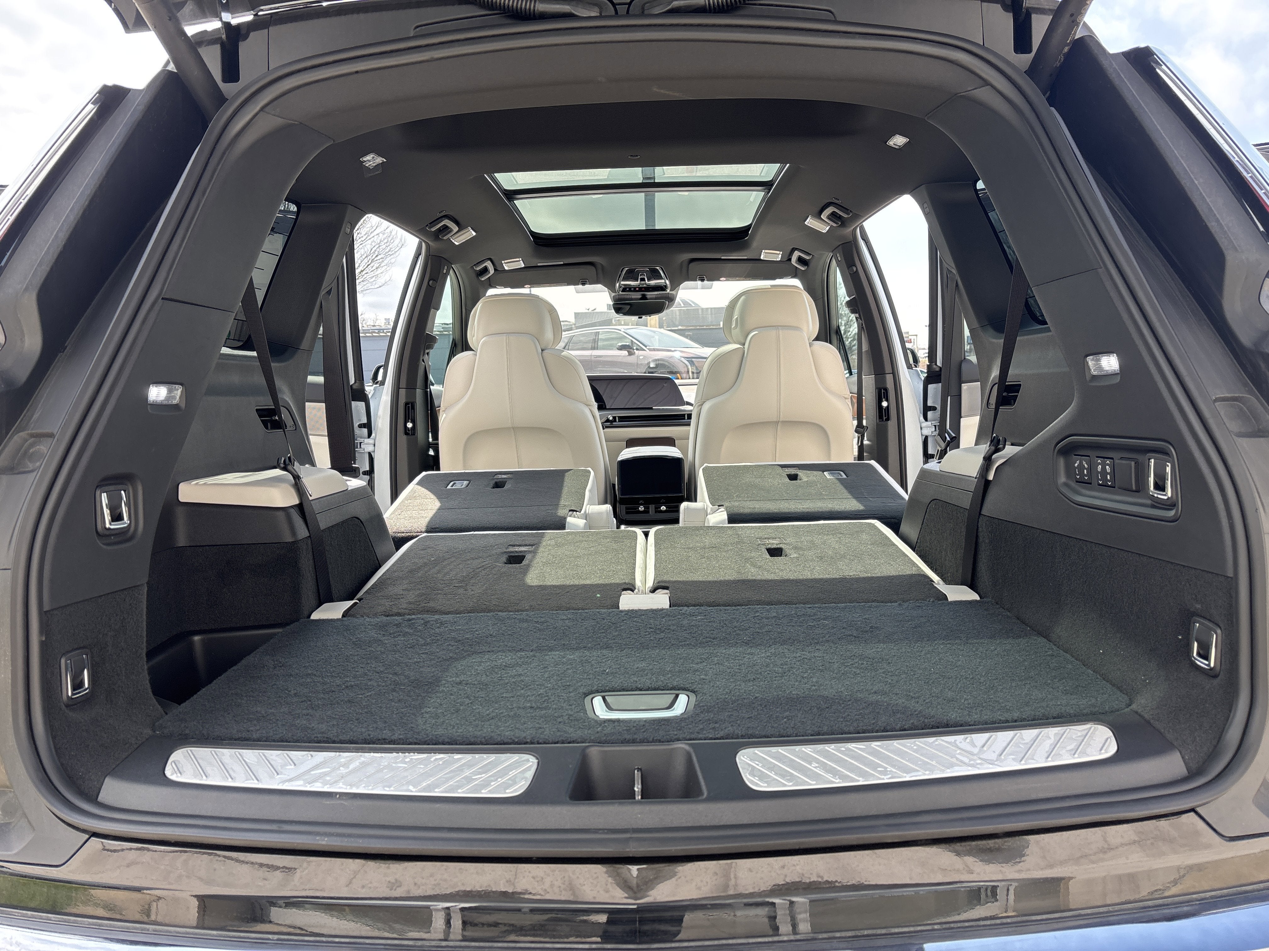 2026 Cadillac VISTIQ Sport