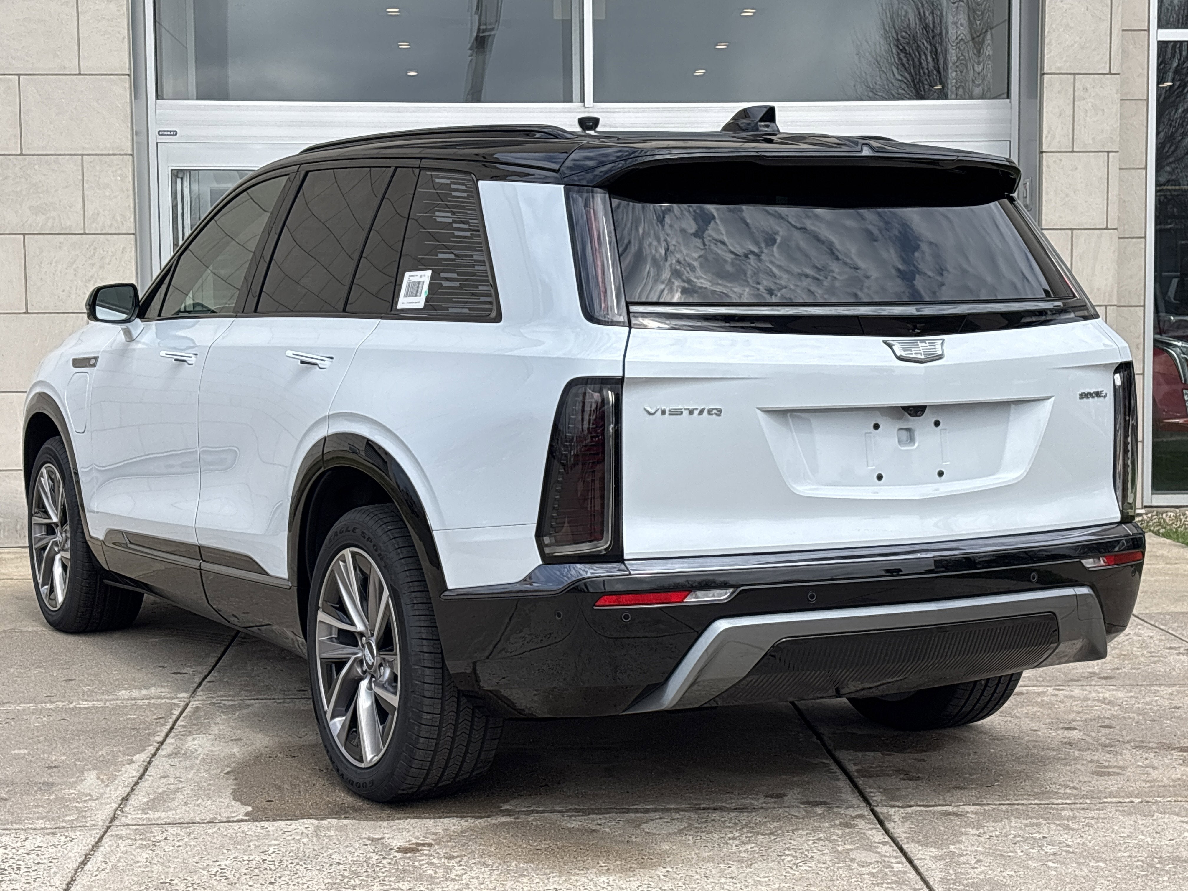 2026 Cadillac VISTIQ Sport