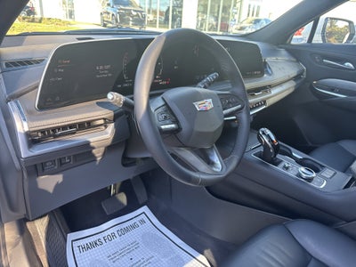 2024 Cadillac XT4 Premium Luxury