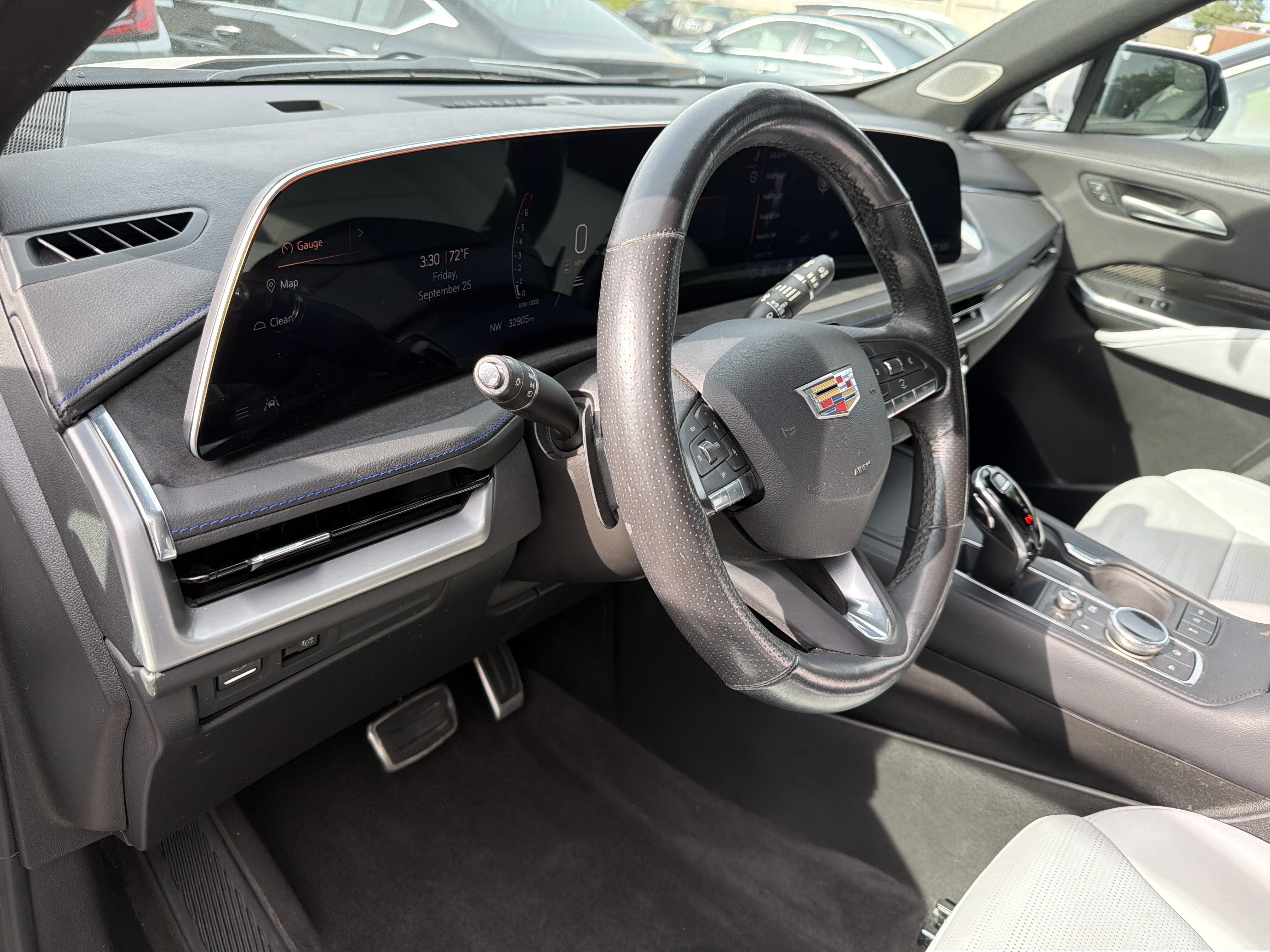 2024 Cadillac XT4 Sport