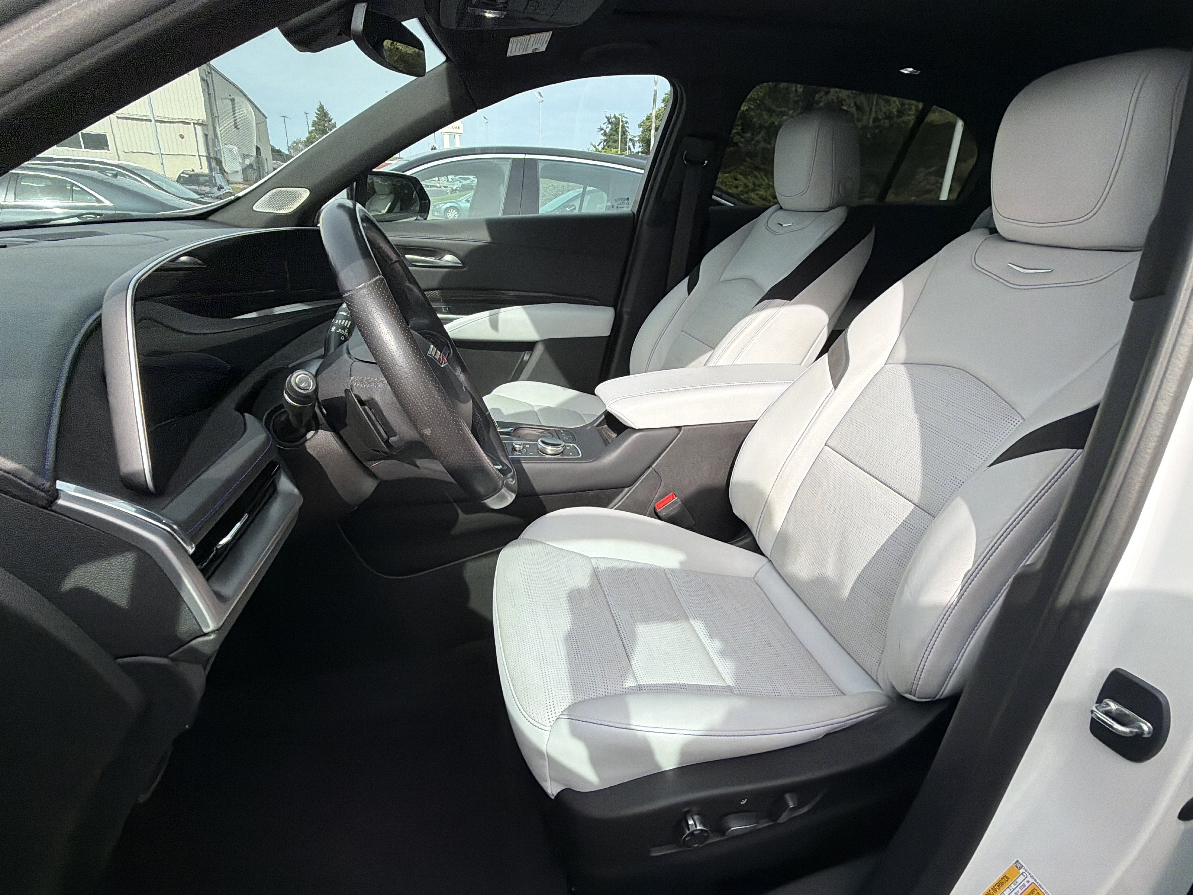 2024 Cadillac XT4 Sport
