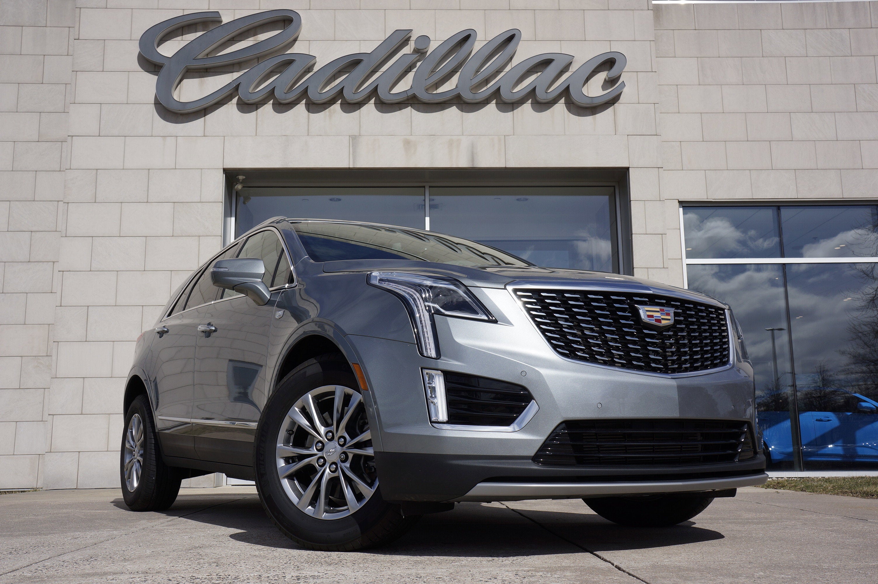 2025 Cadillac XT5 Luxury