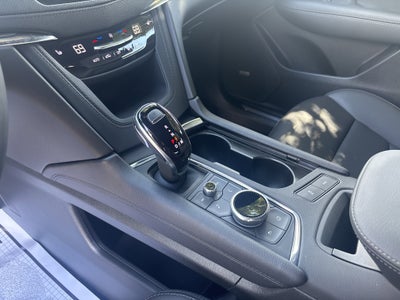 2025 Cadillac XT5 Luxury