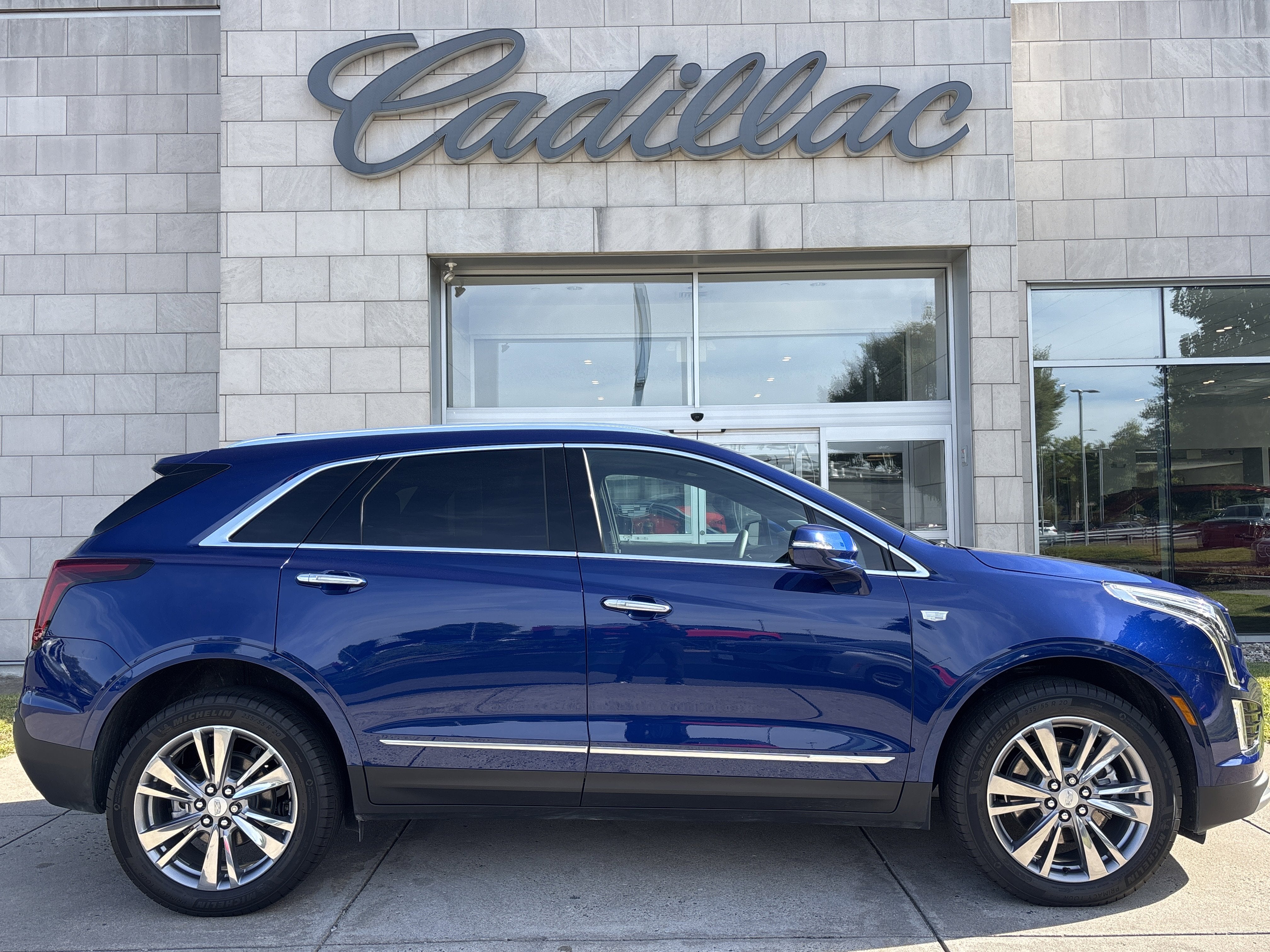 2025 Cadillac XT5 Premium Luxury