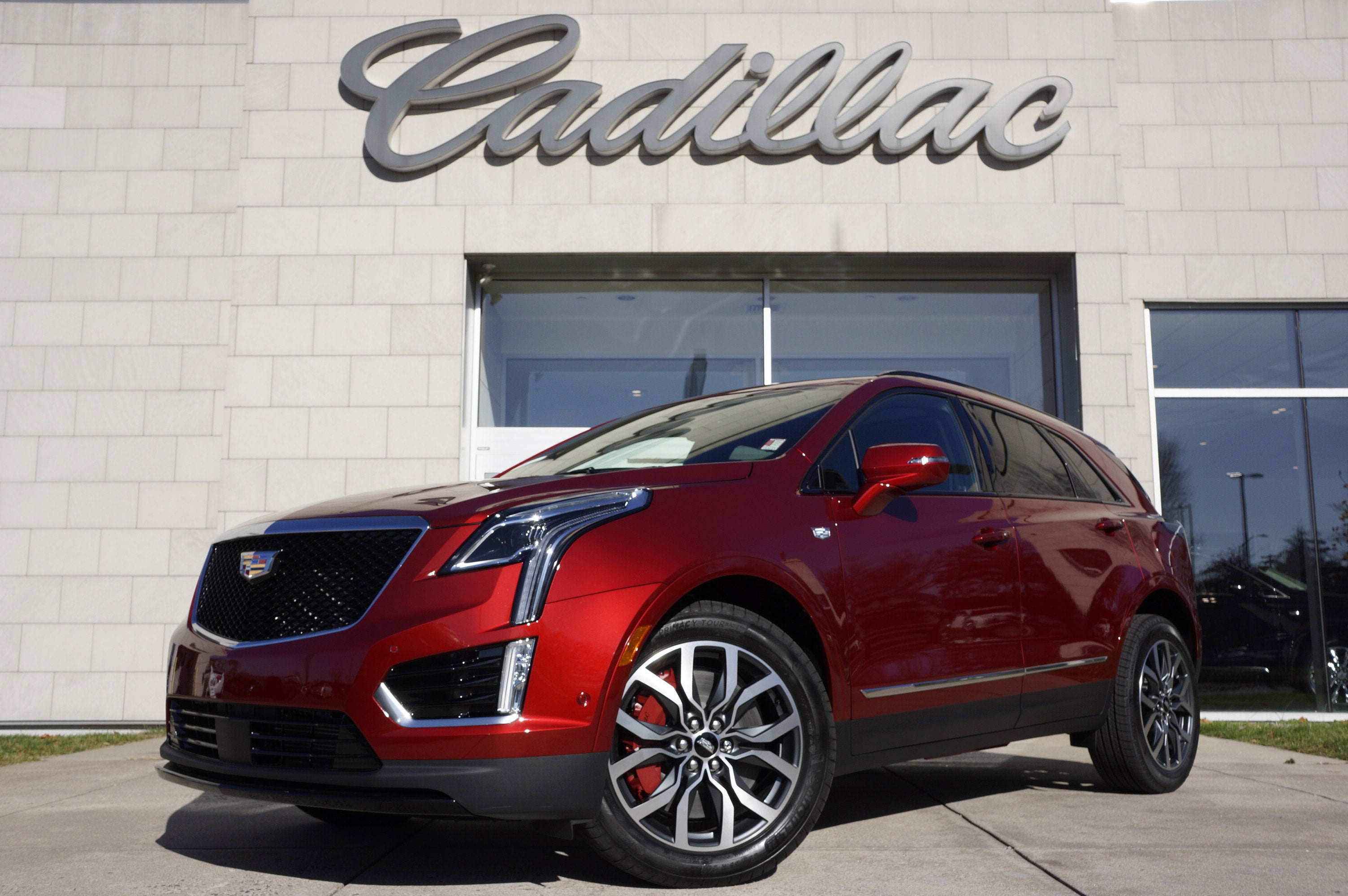 2025 Cadillac XT5 Sport