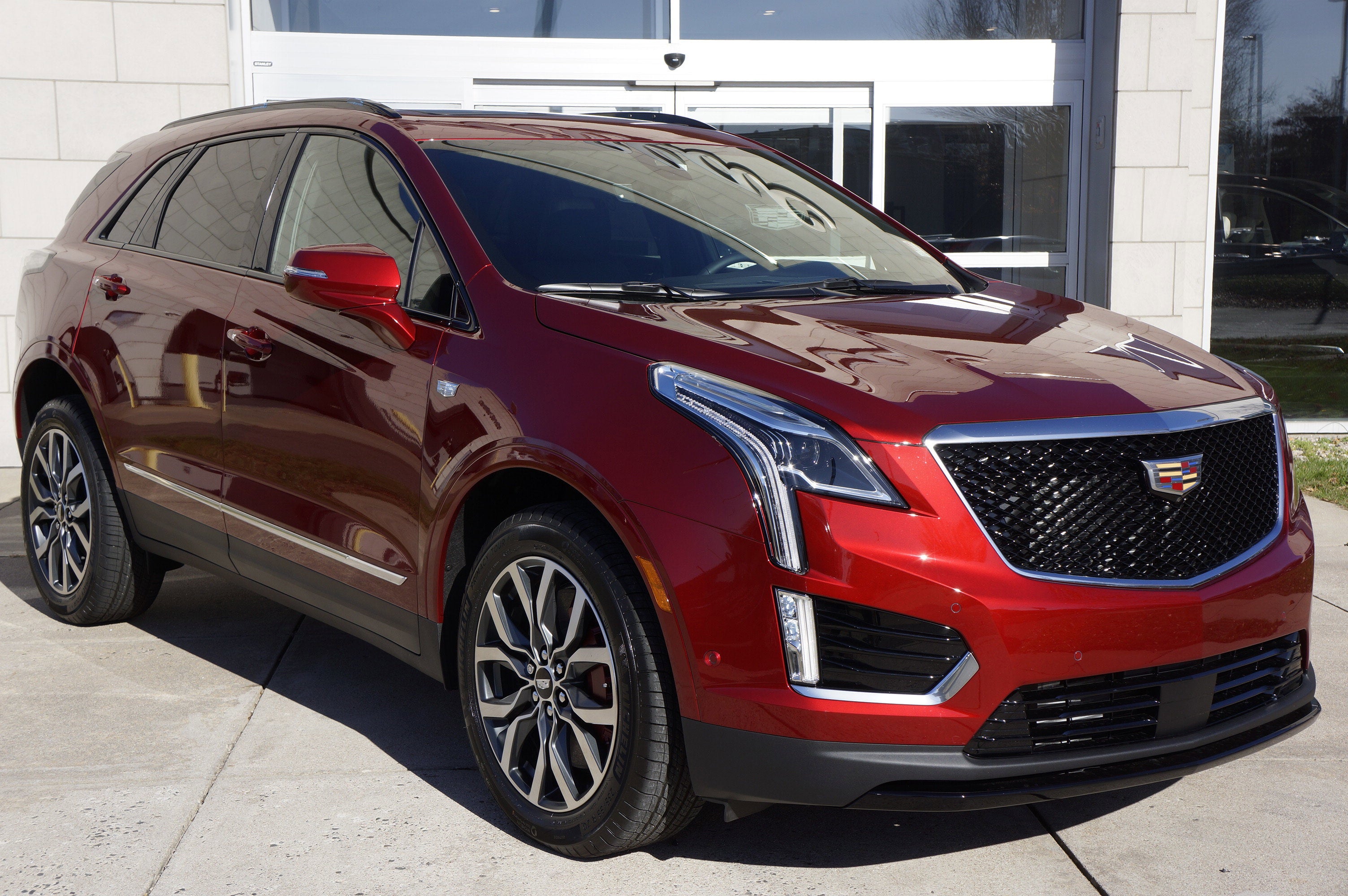 2025 Cadillac XT5 Sport