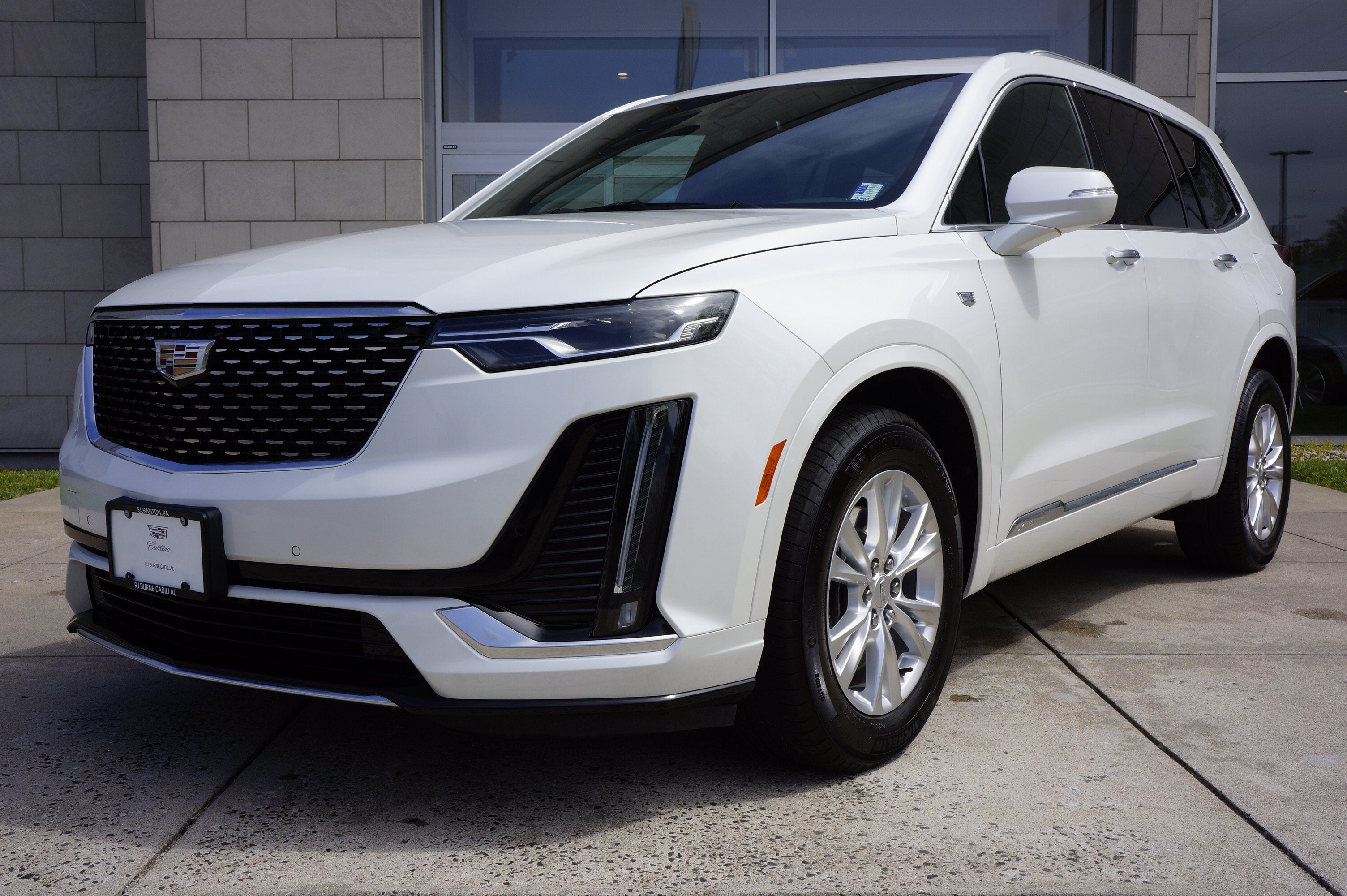 2025 Cadillac XT6 Luxury