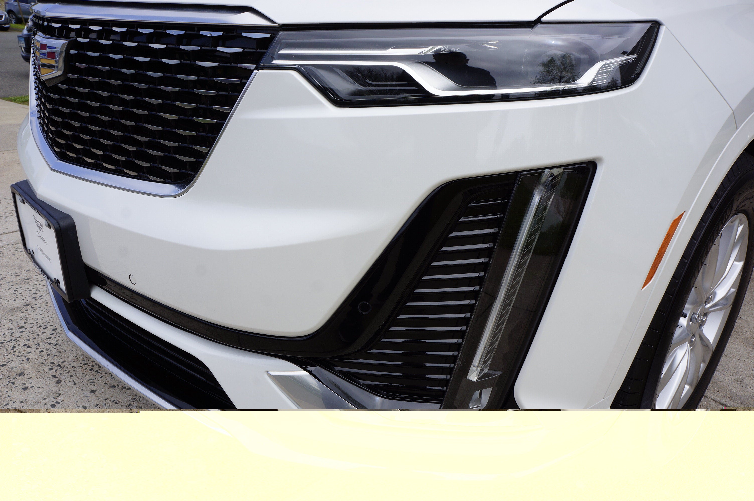2025 Cadillac XT6 Luxury