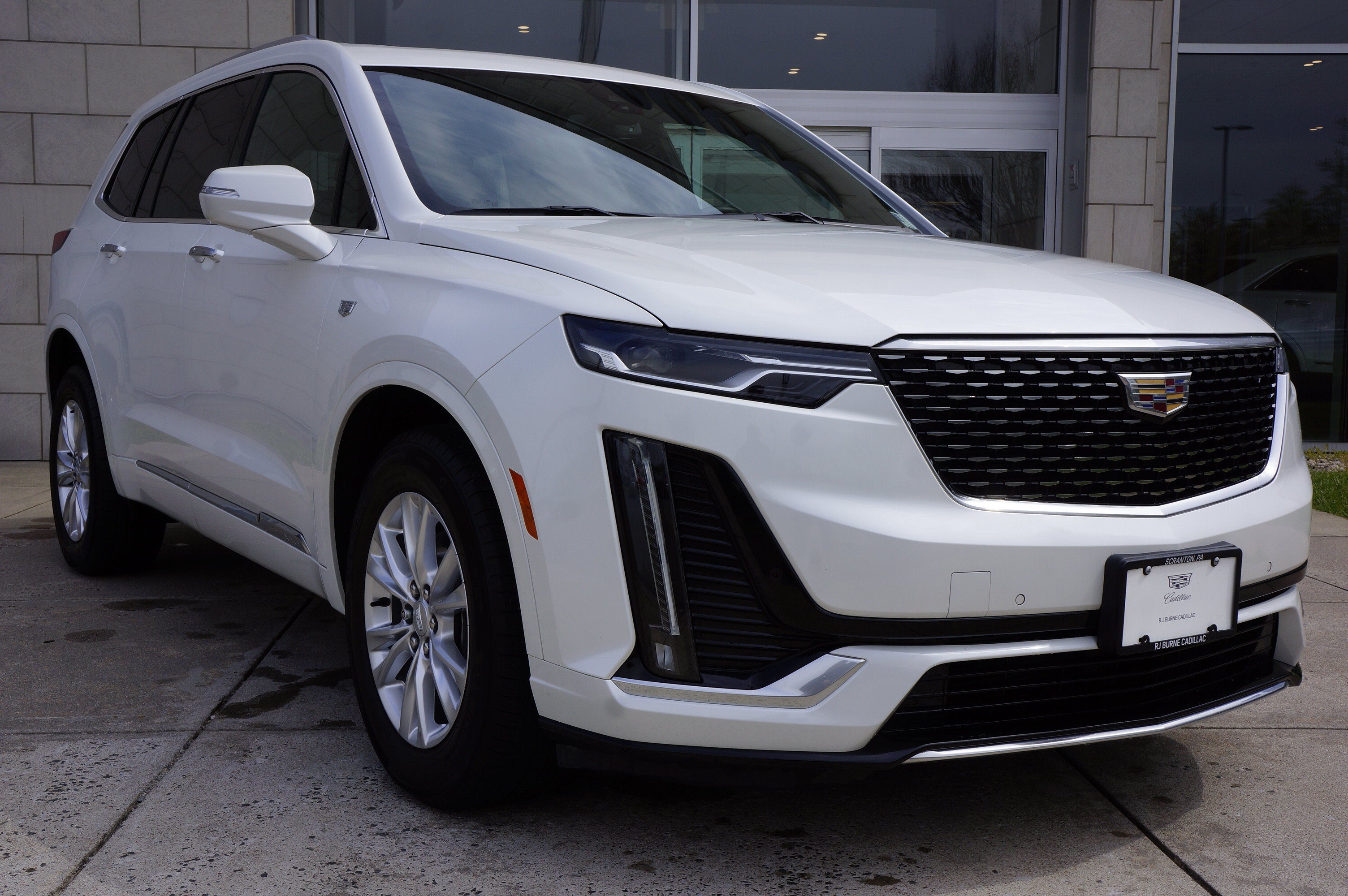 2025 Cadillac XT6 Luxury