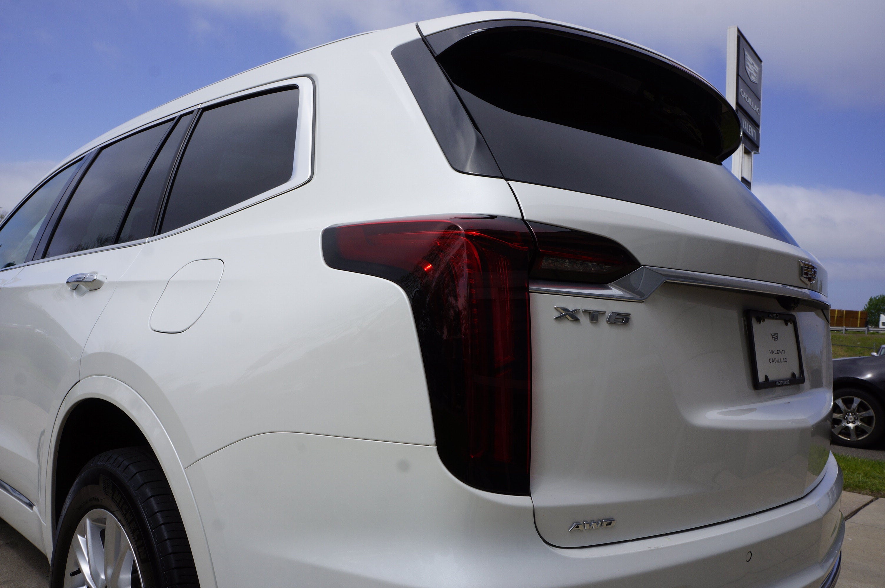 2025 Cadillac XT6 Luxury