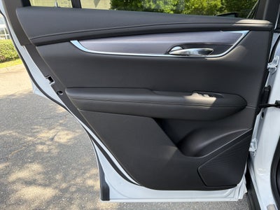 2025 Cadillac XT6 Luxury