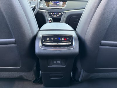 2025 Cadillac XT6 Luxury