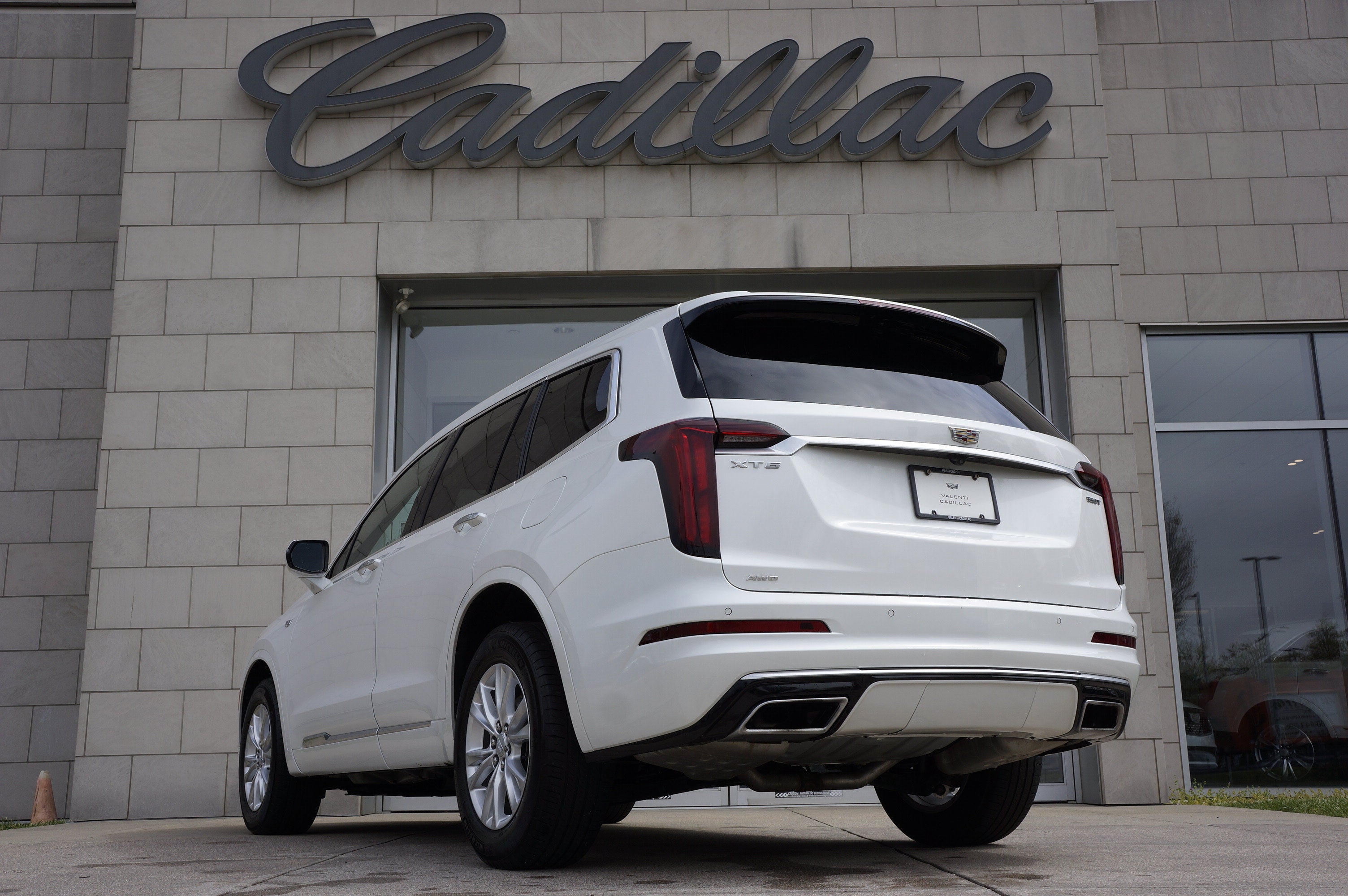 2025 Cadillac XT6 Luxury