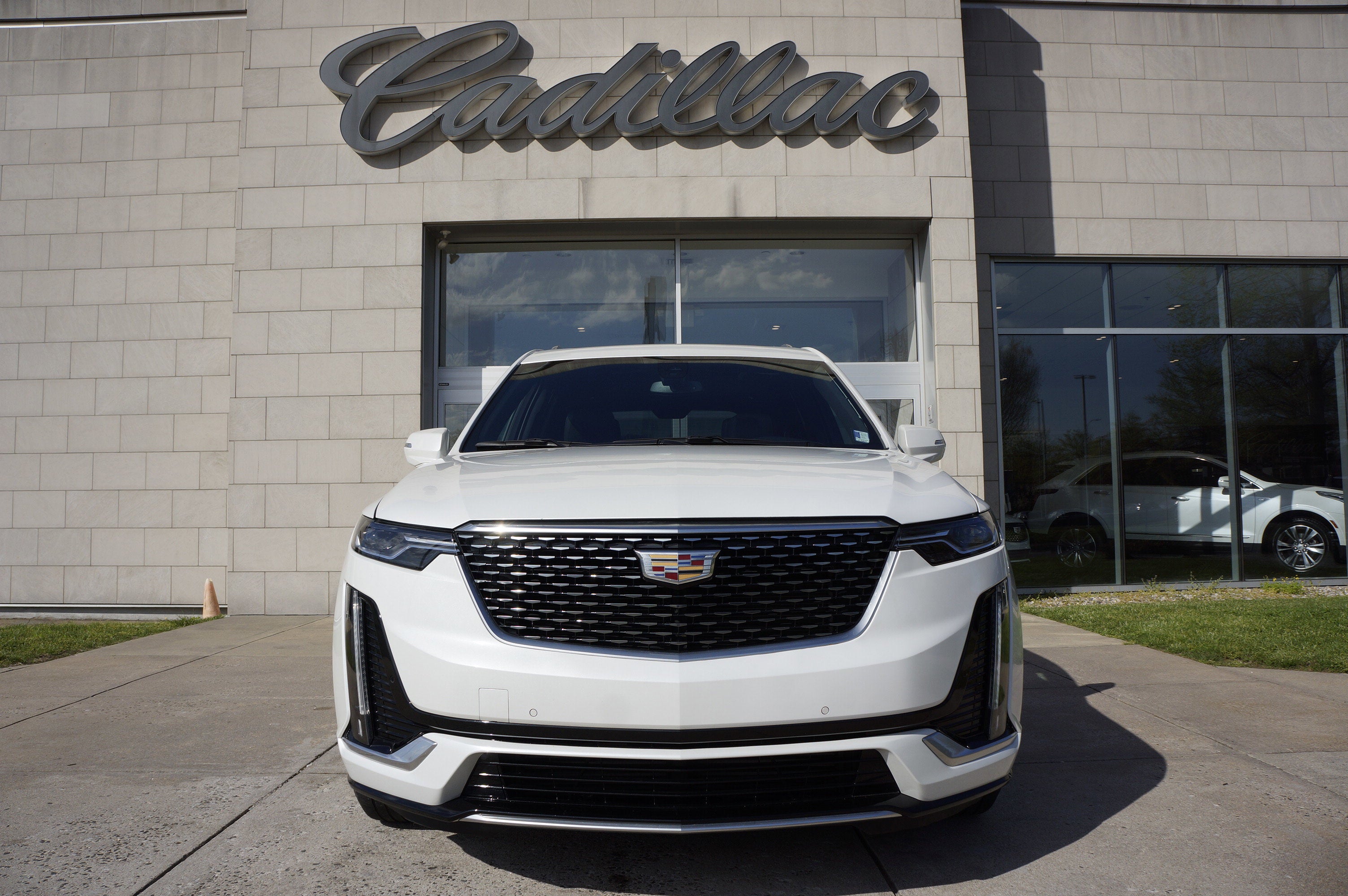 2024 Cadillac XT6 Luxury