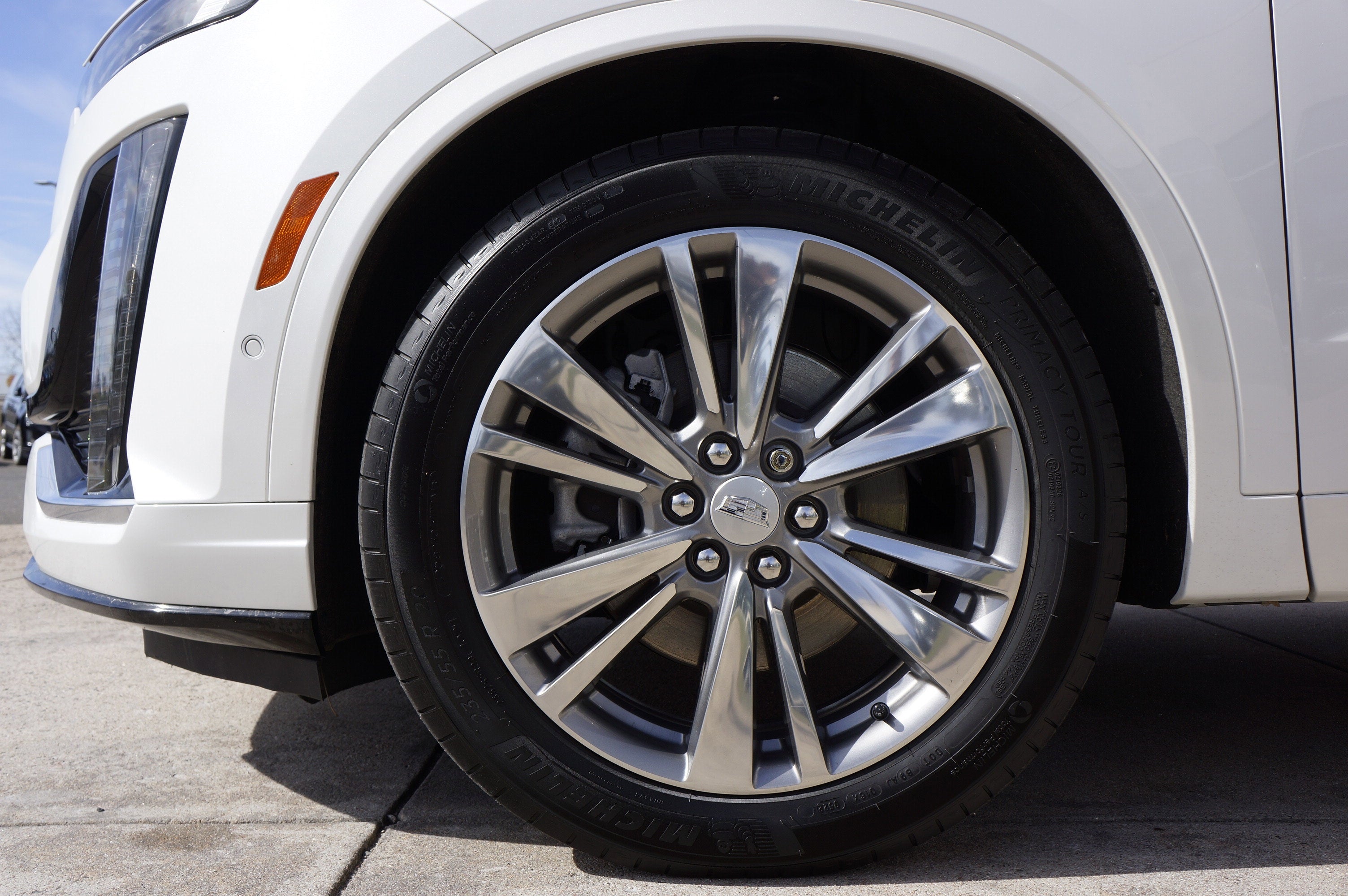 2023 Cadillac XT6 Premium Luxury