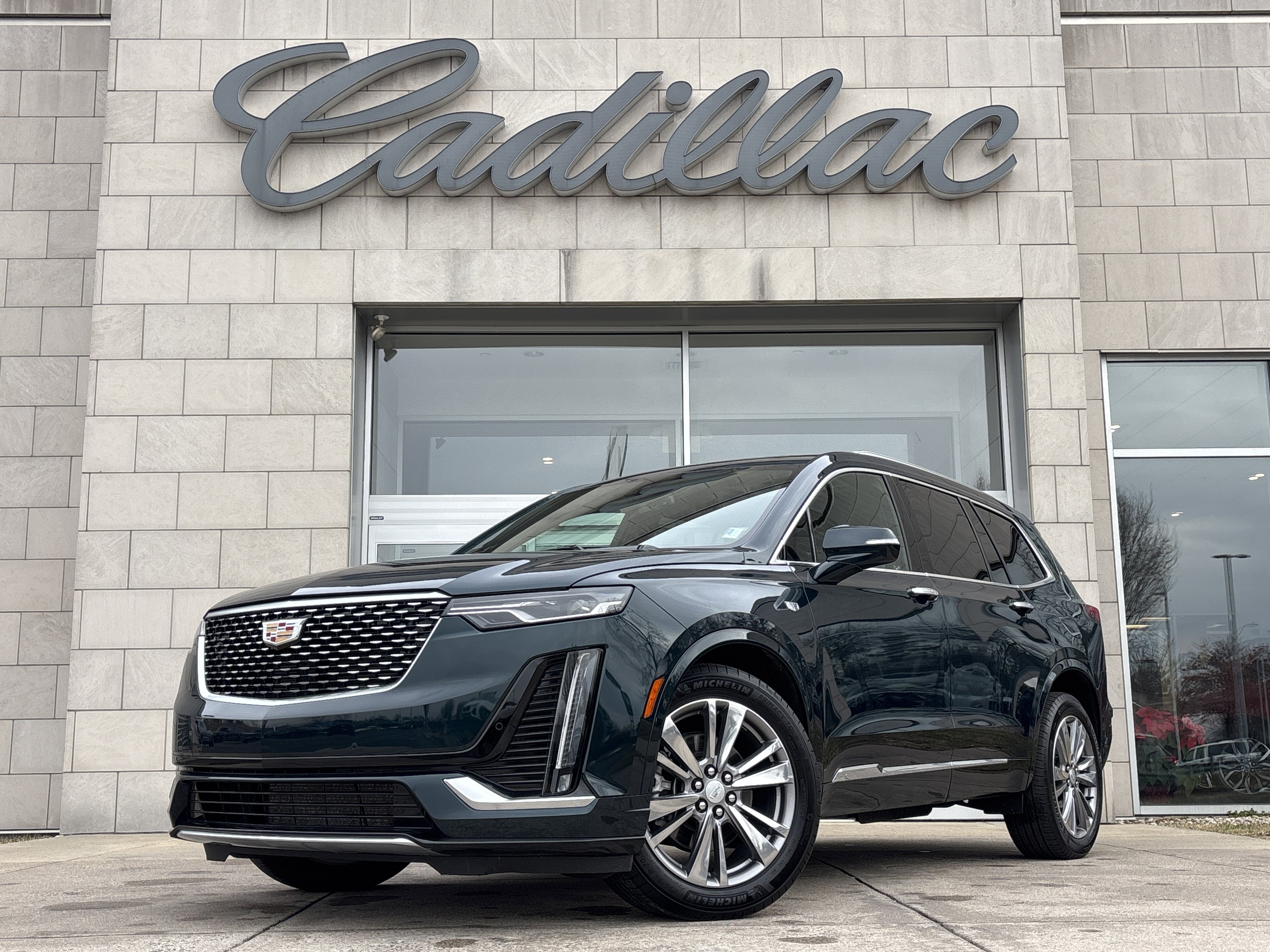 2025 Cadillac XT6 Premium Luxury