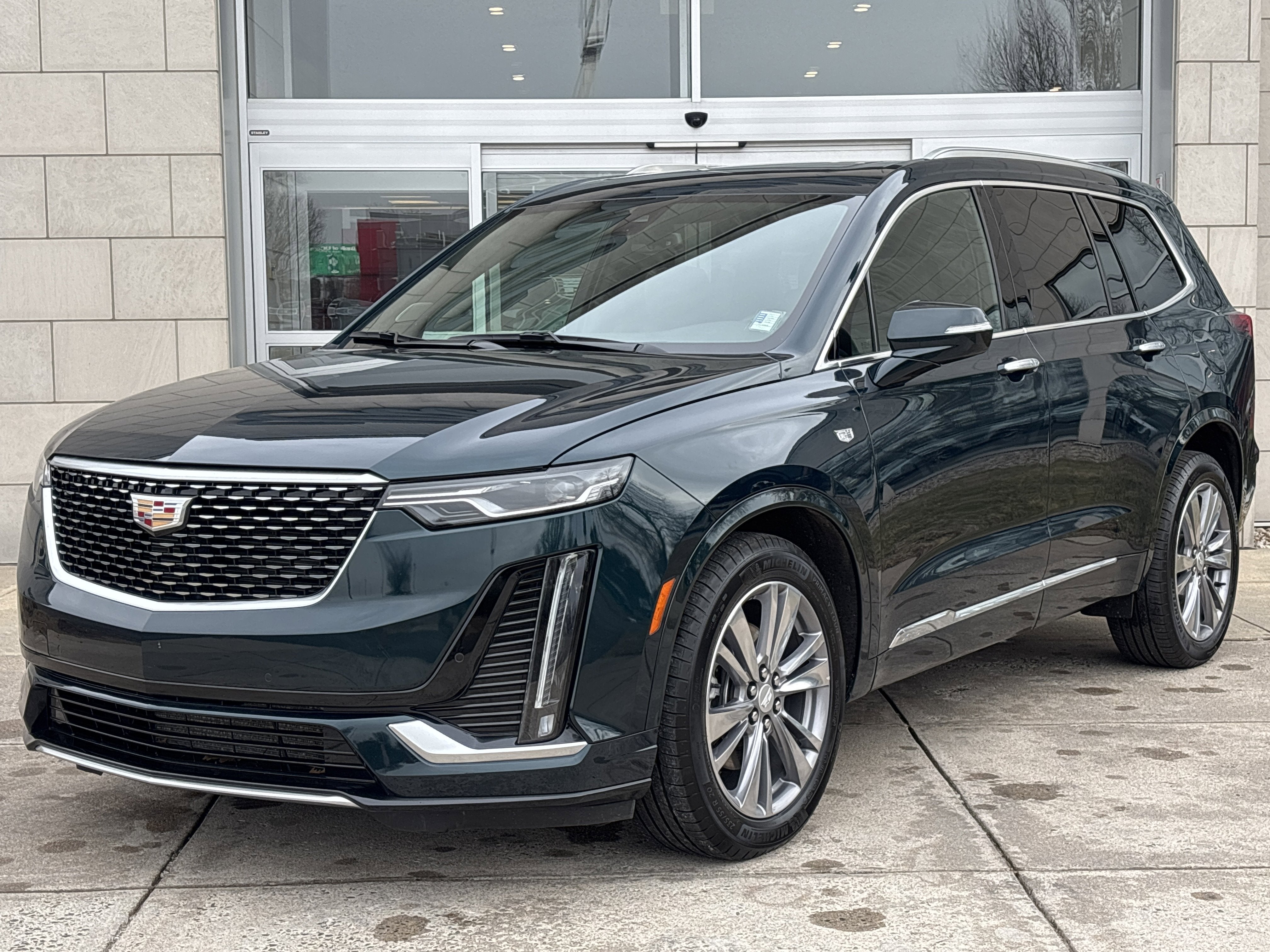 2025 Cadillac XT6 Premium Luxury