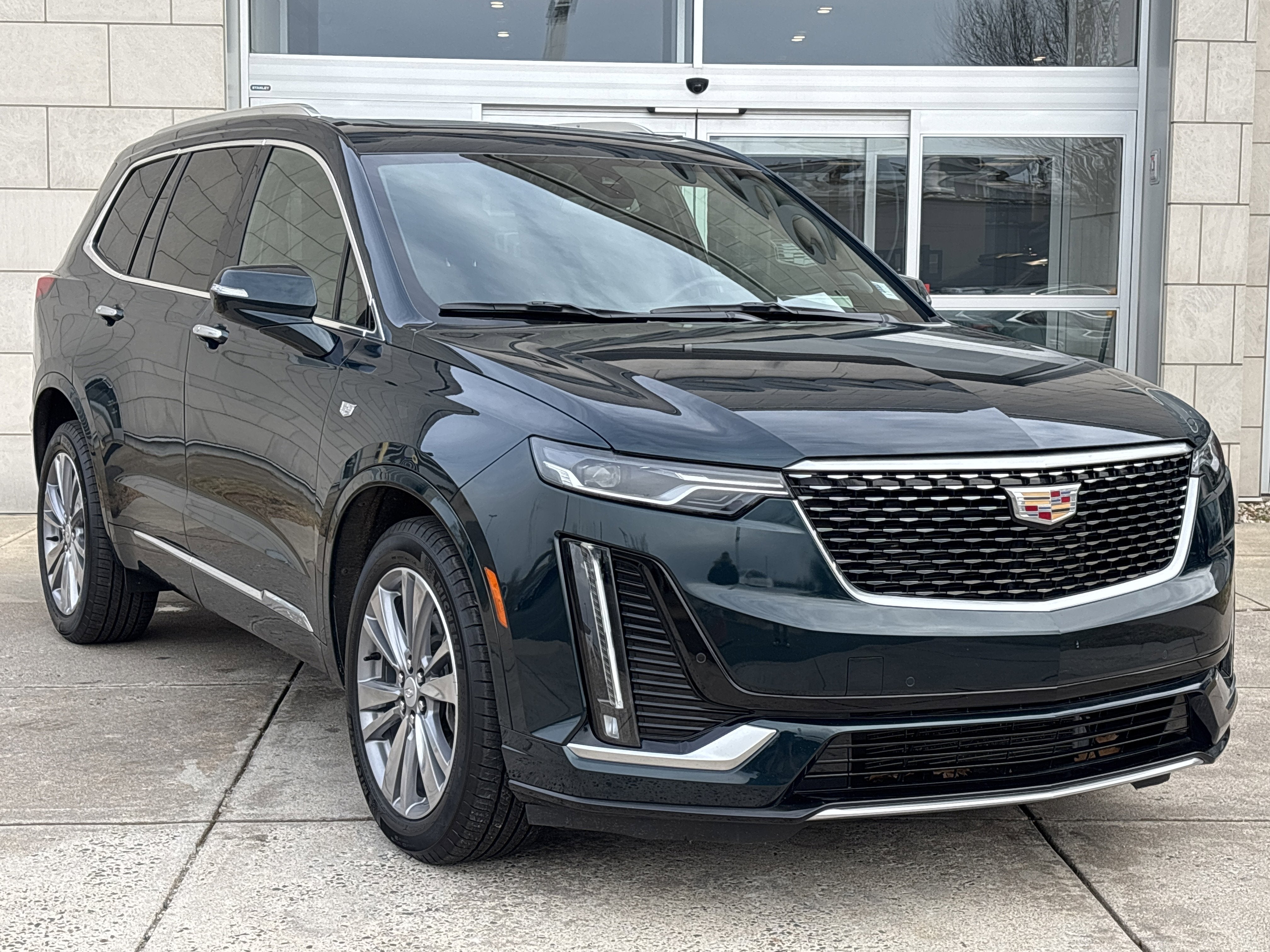 2025 Cadillac XT6 Premium Luxury