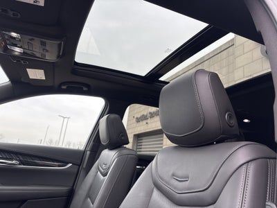 2025 Cadillac XT6 Premium Luxury