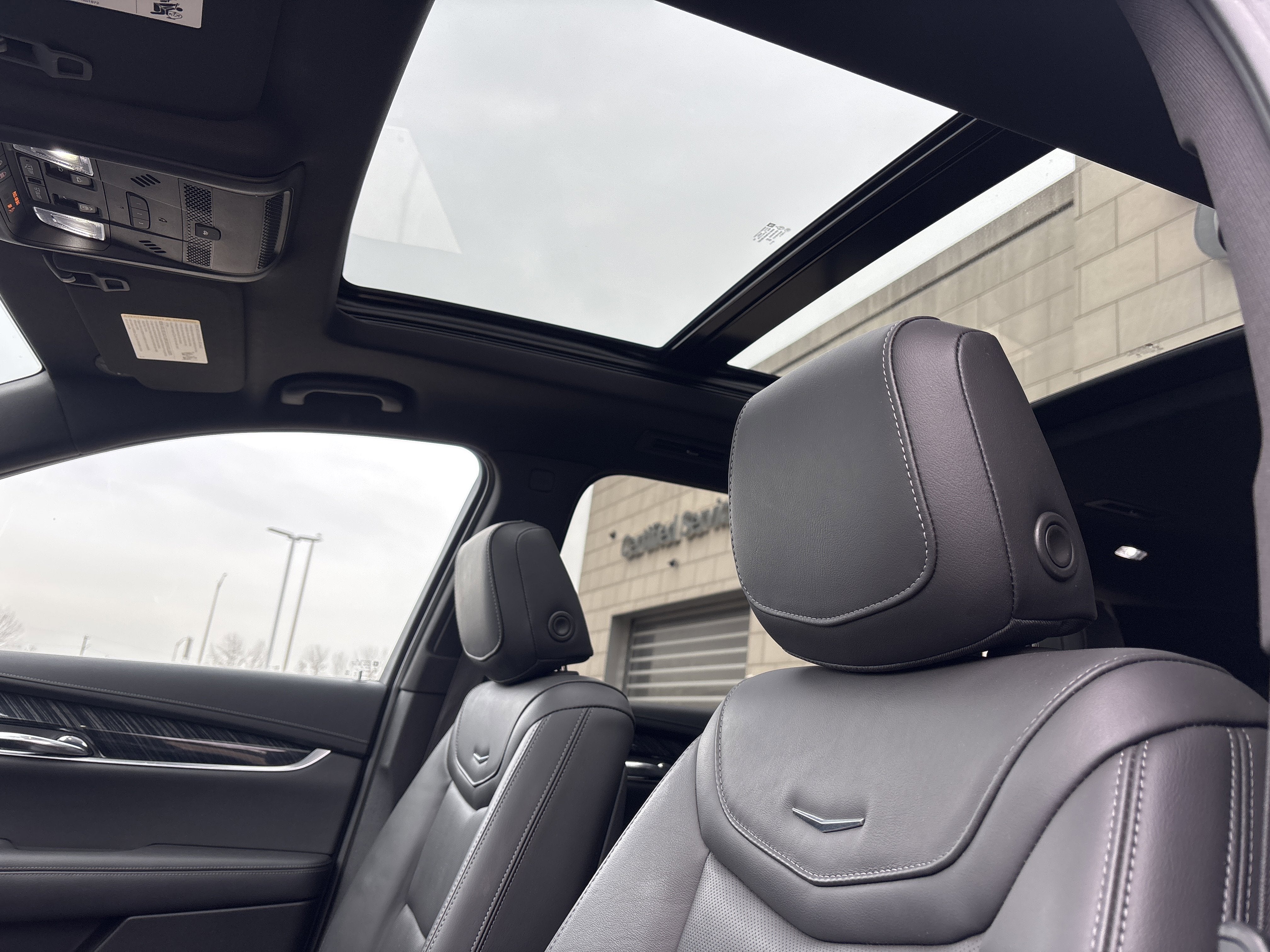 2025 Cadillac XT6 Premium Luxury