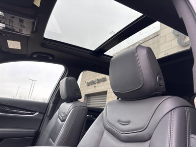 2025 Cadillac XT6 Premium Luxury