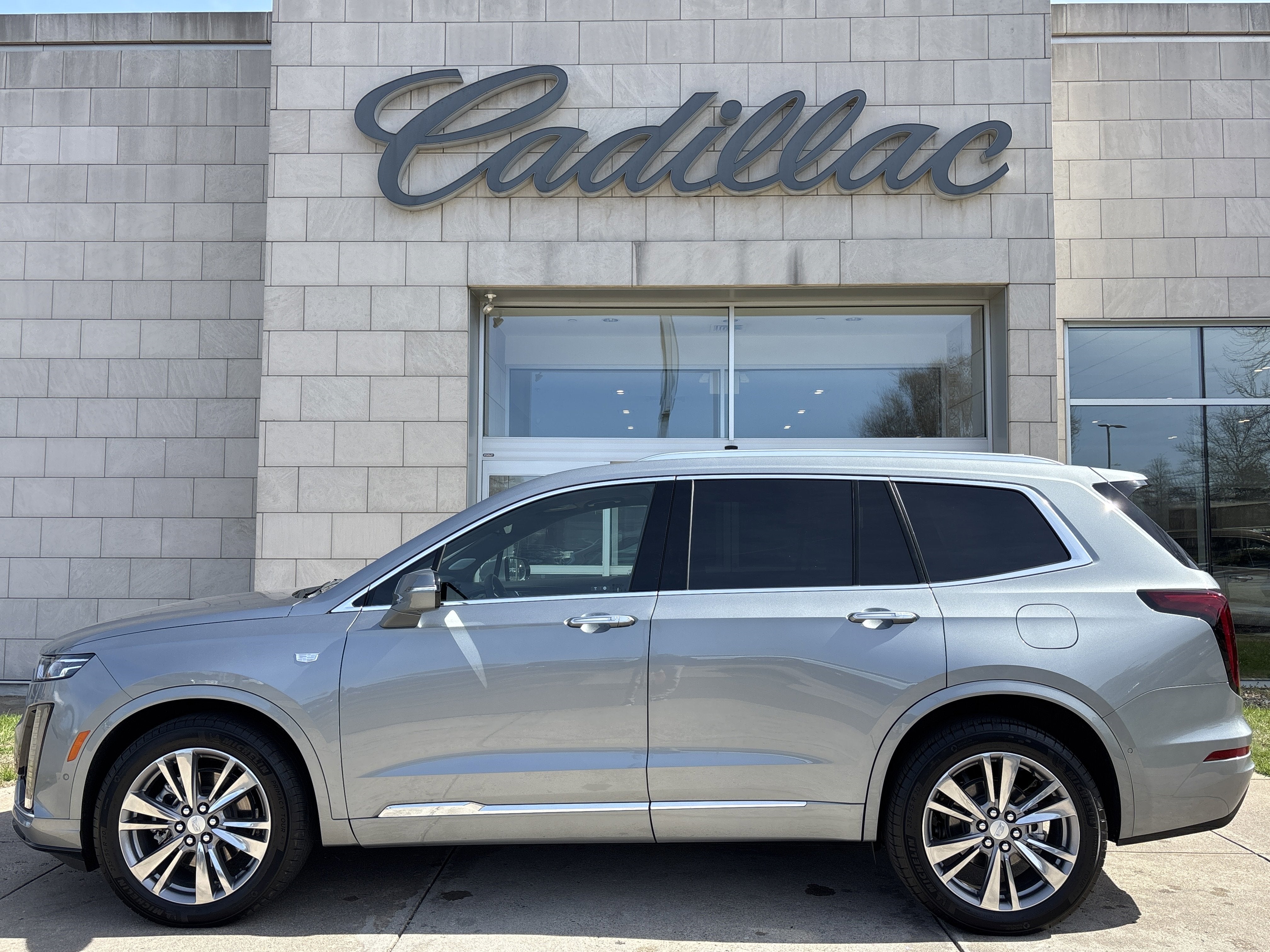 2024 Cadillac XT6 Premium Luxury