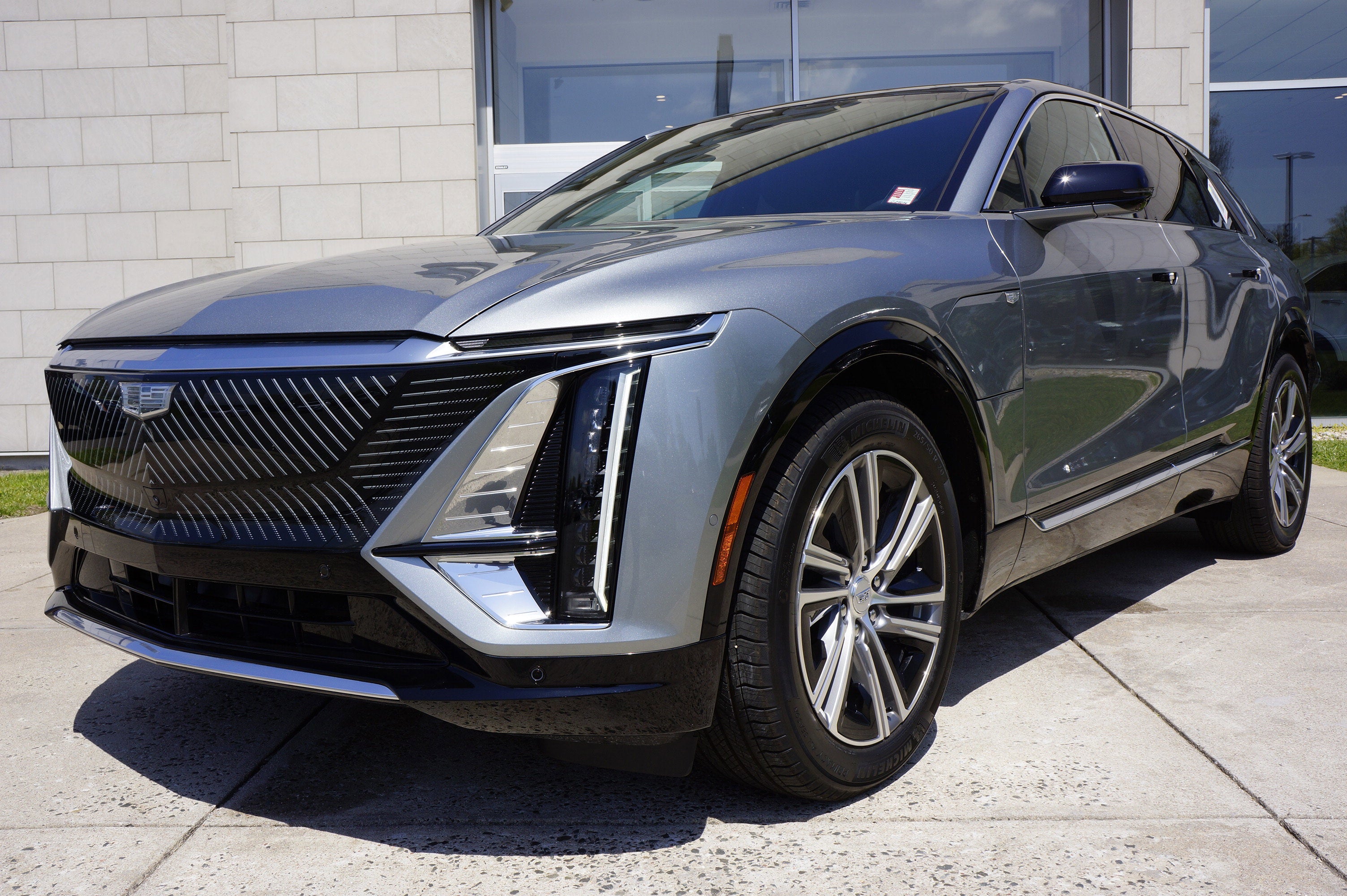 2024 Cadillac LYRIQ Tech