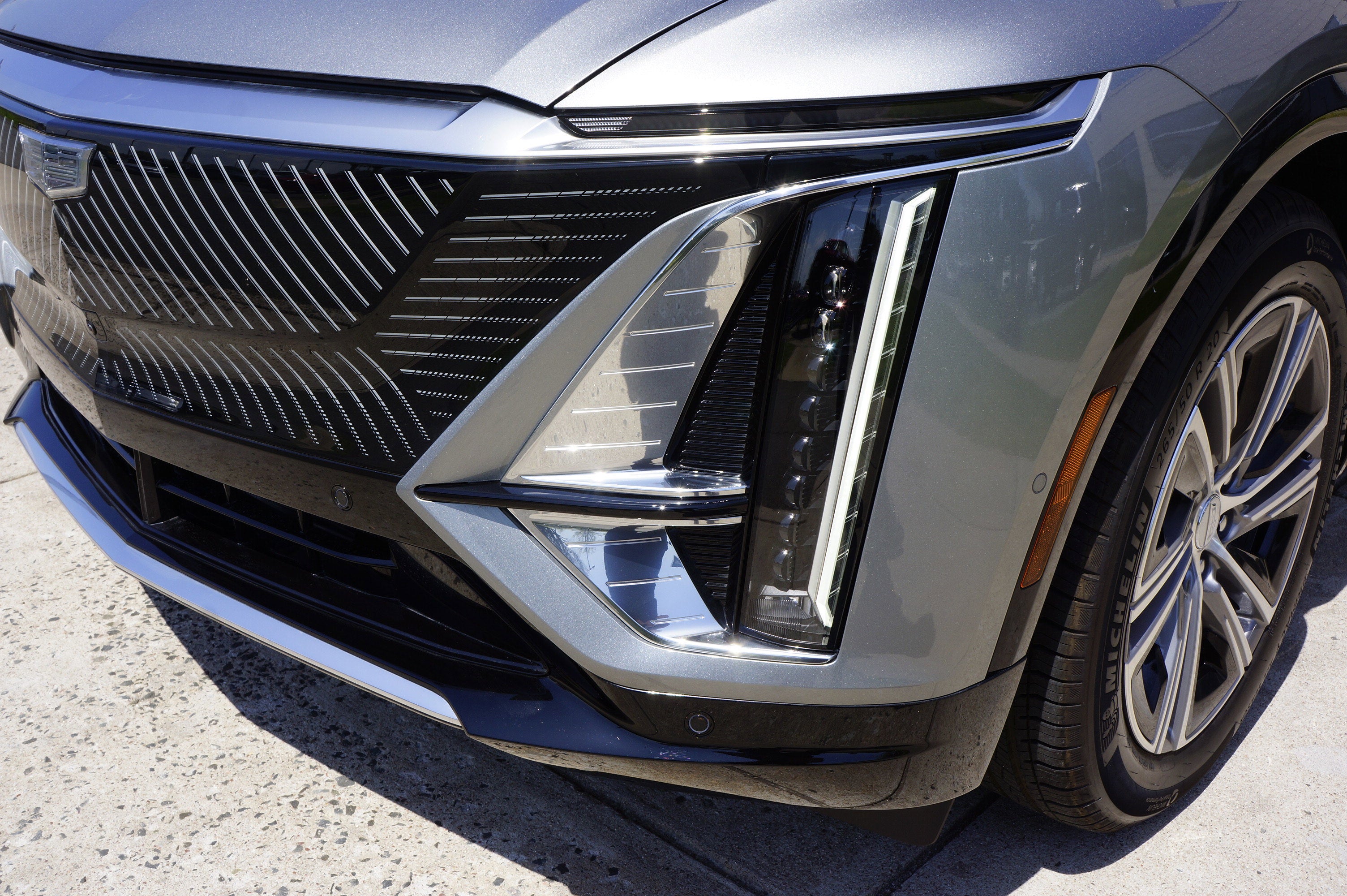 2024 Cadillac LYRIQ Tech