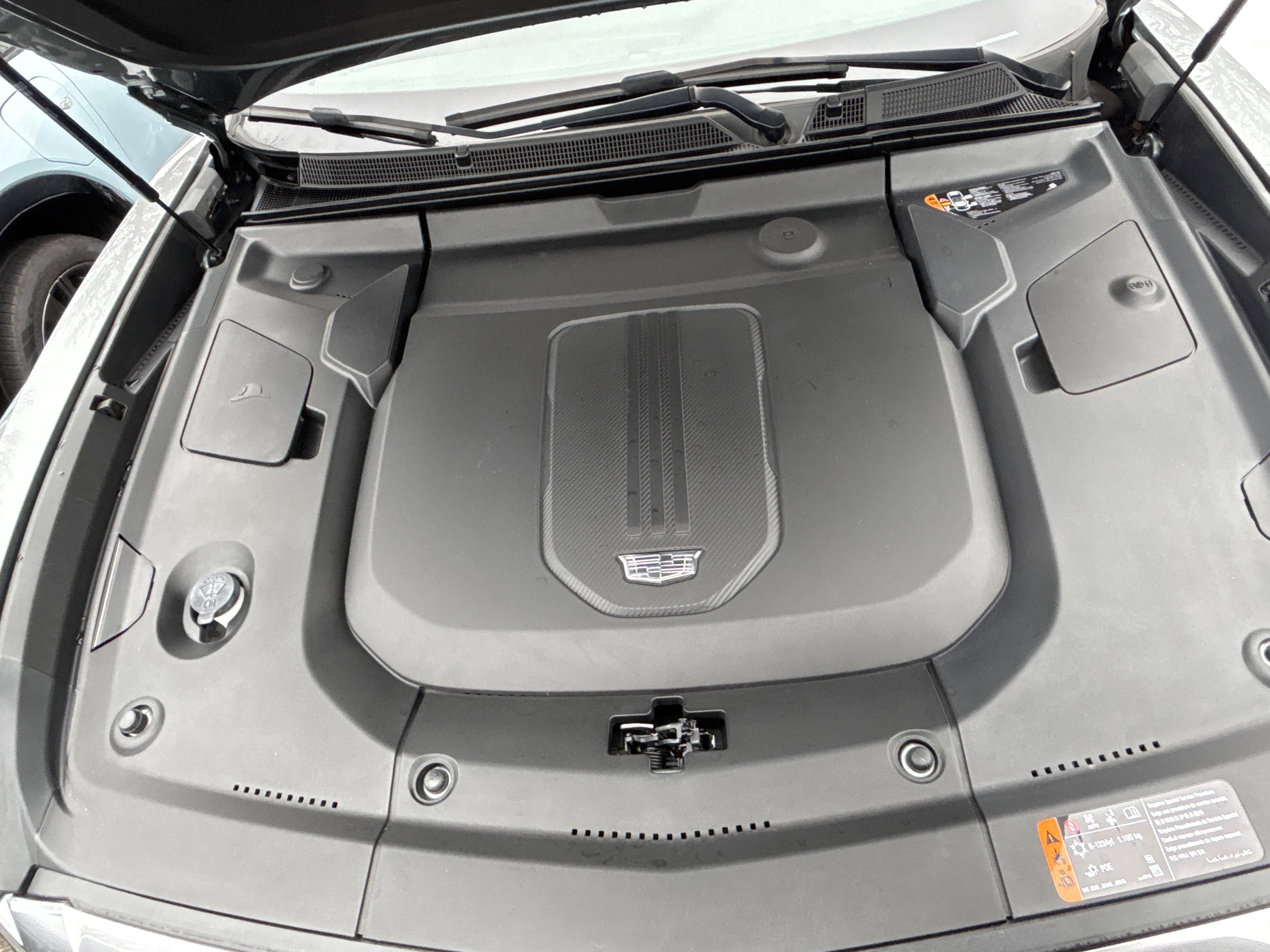 2024 Cadillac LYRIQ Tech