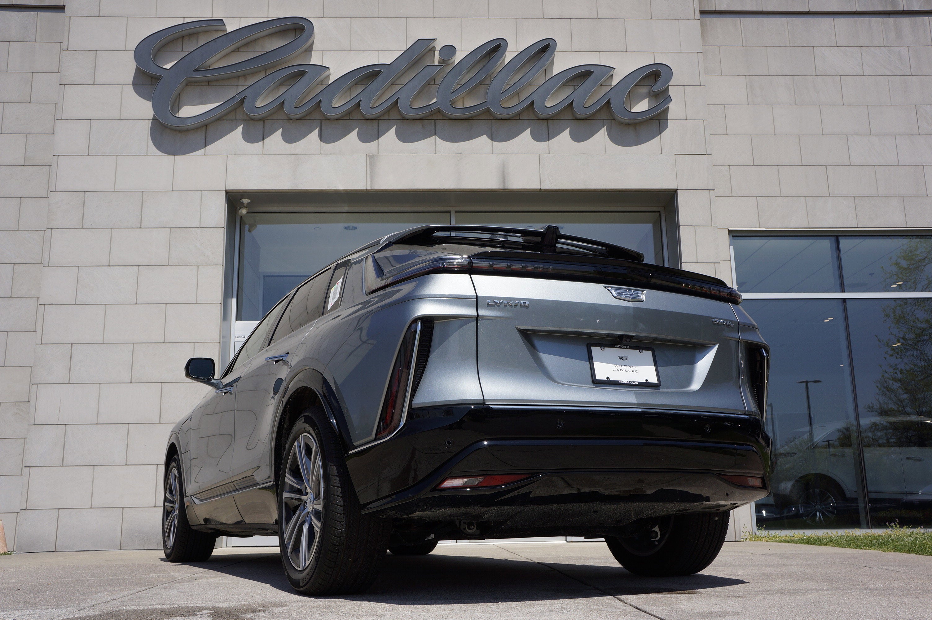 2024 Cadillac LYRIQ Tech