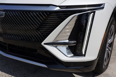 2024 Cadillac LYRIQ Luxury 2