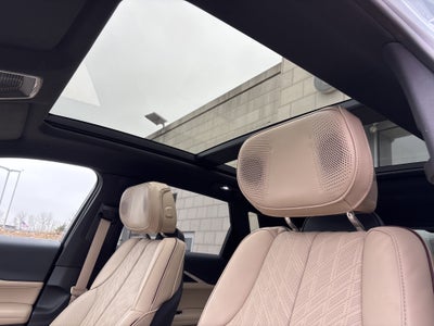 2024 Cadillac LYRIQ Luxury 3