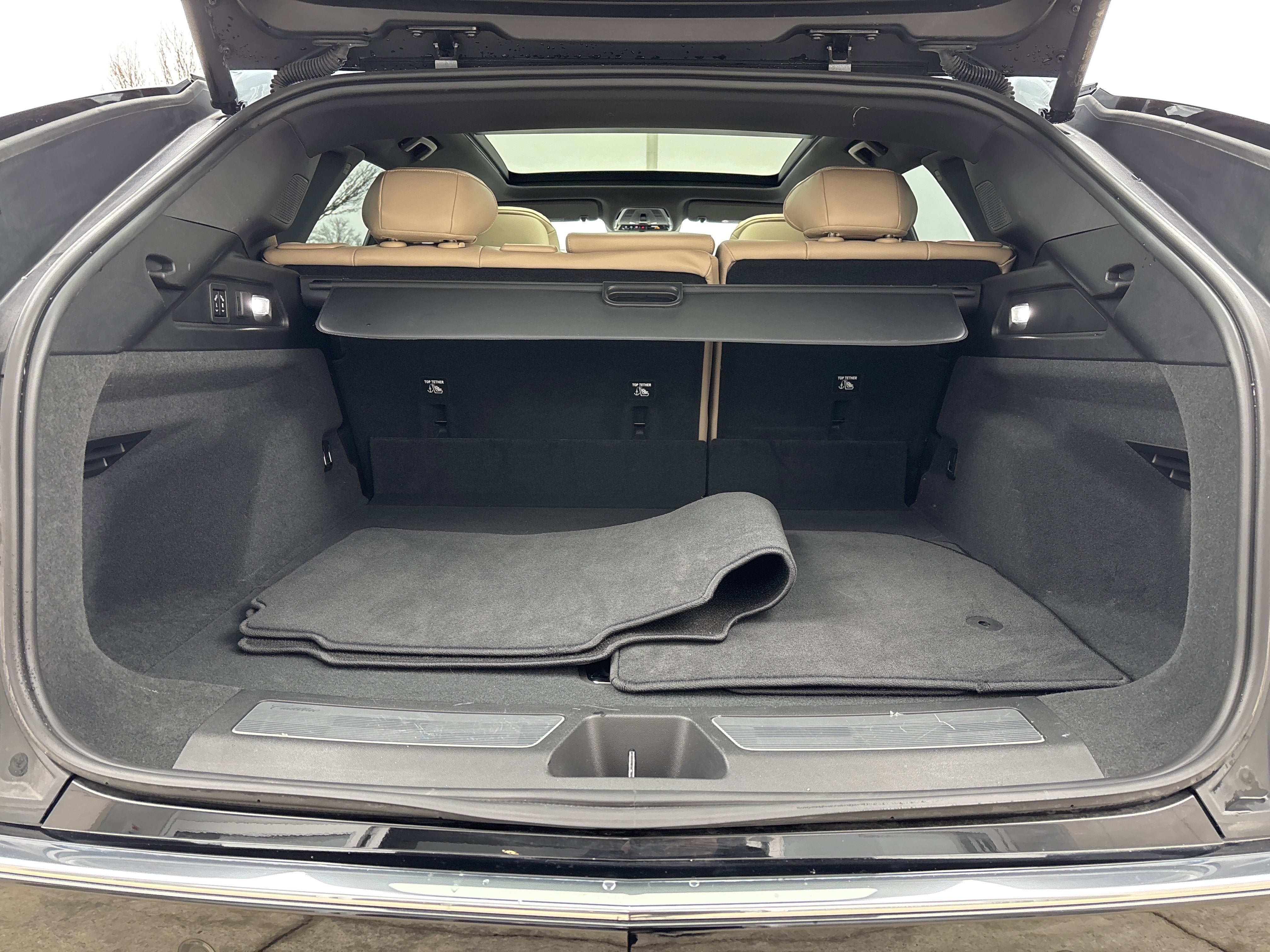 2024 Cadillac LYRIQ Luxury 3