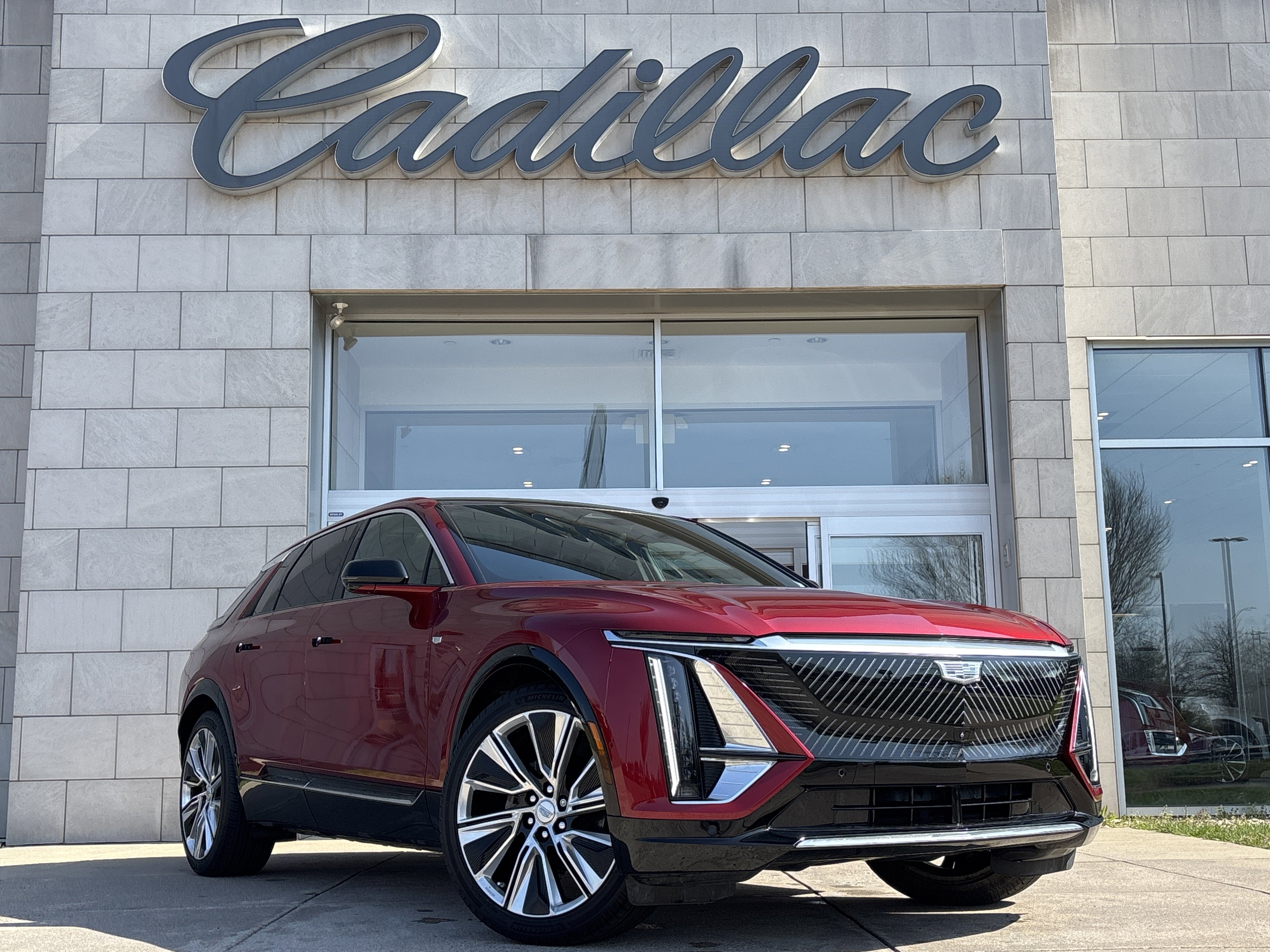 2024 Cadillac LYRIQ Luxury 3