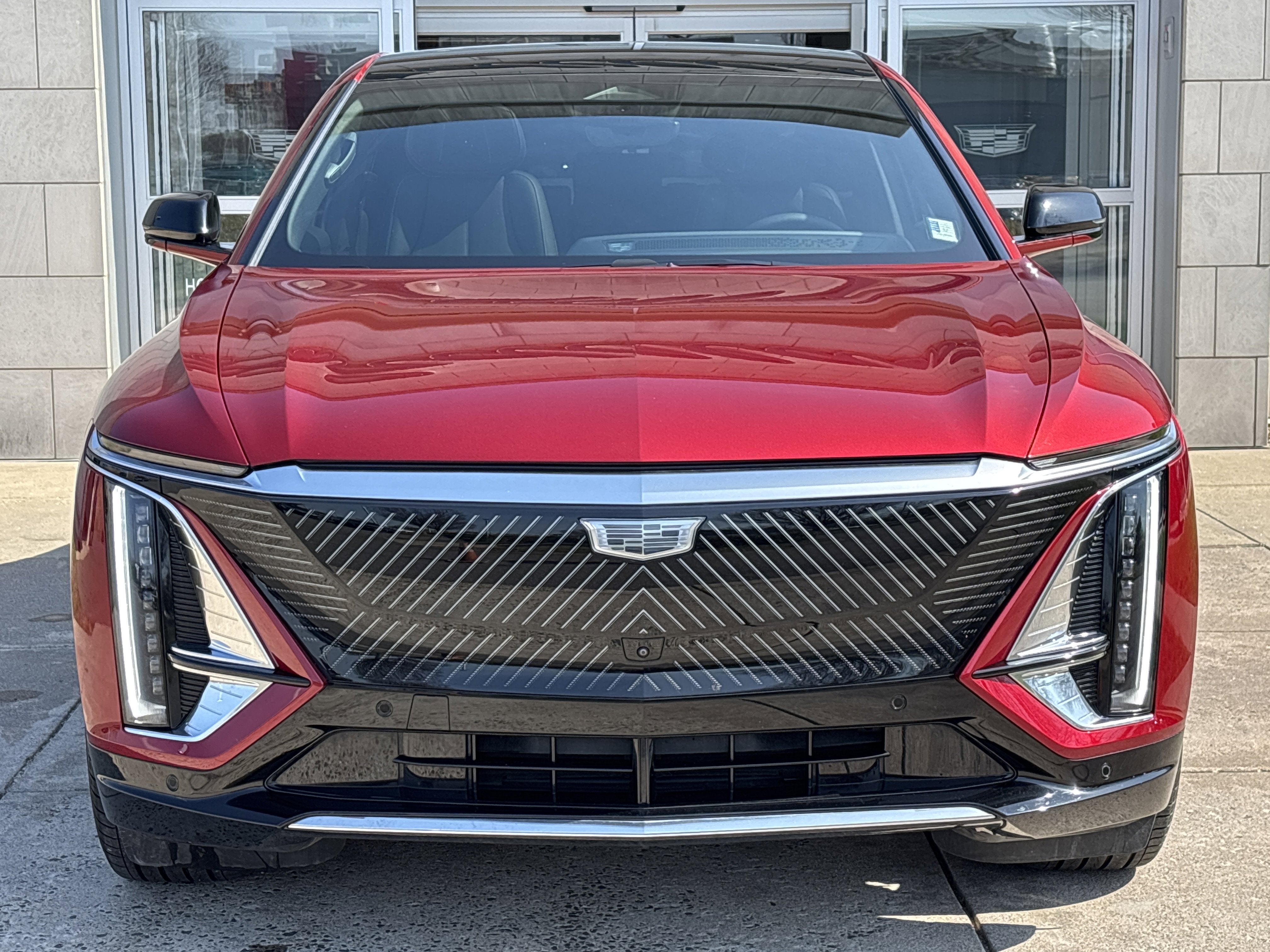 2024 Cadillac LYRIQ Luxury 3