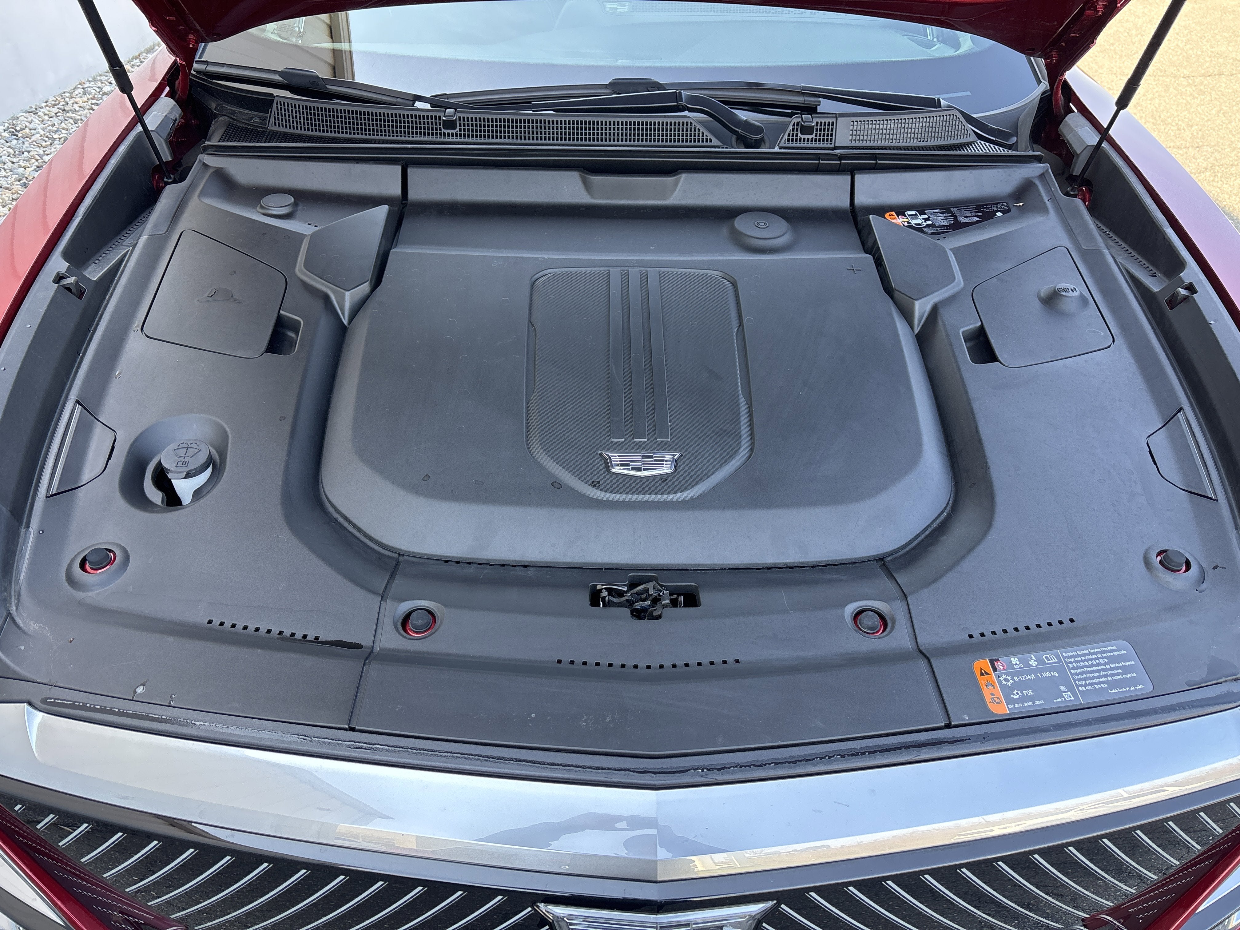 2024 Cadillac LYRIQ Luxury 3