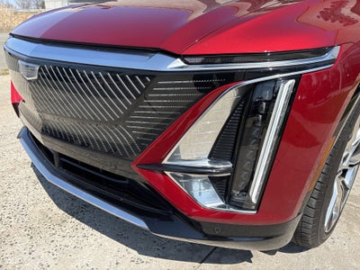 2024 Cadillac LYRIQ Luxury 3