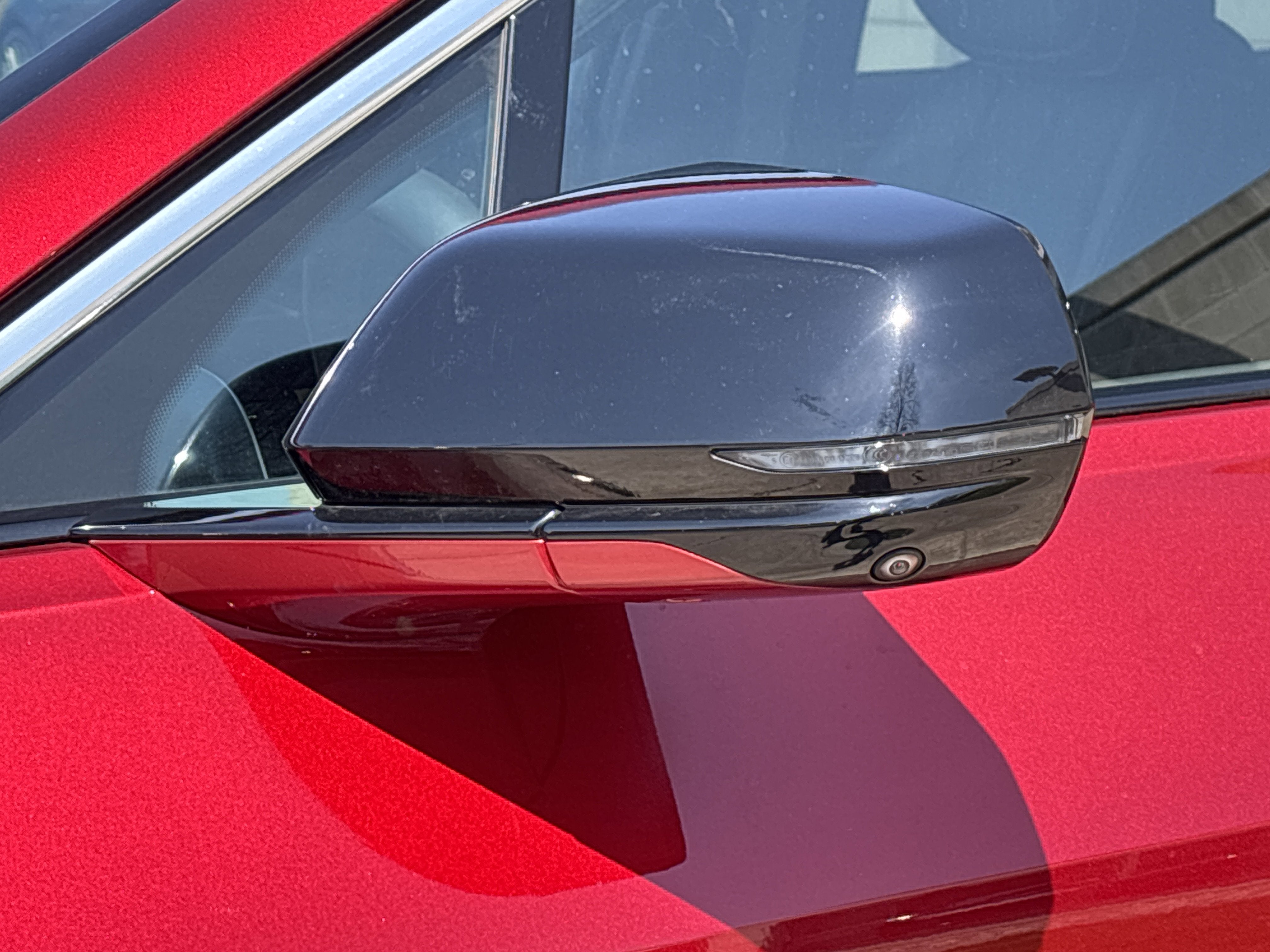 2024 Cadillac LYRIQ Luxury 3