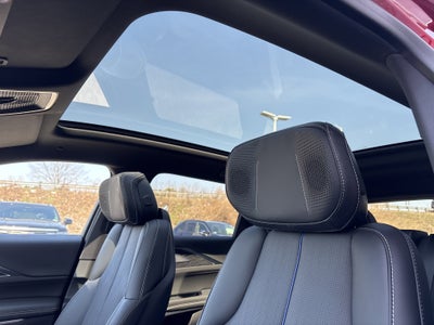 2024 Cadillac LYRIQ Luxury 3