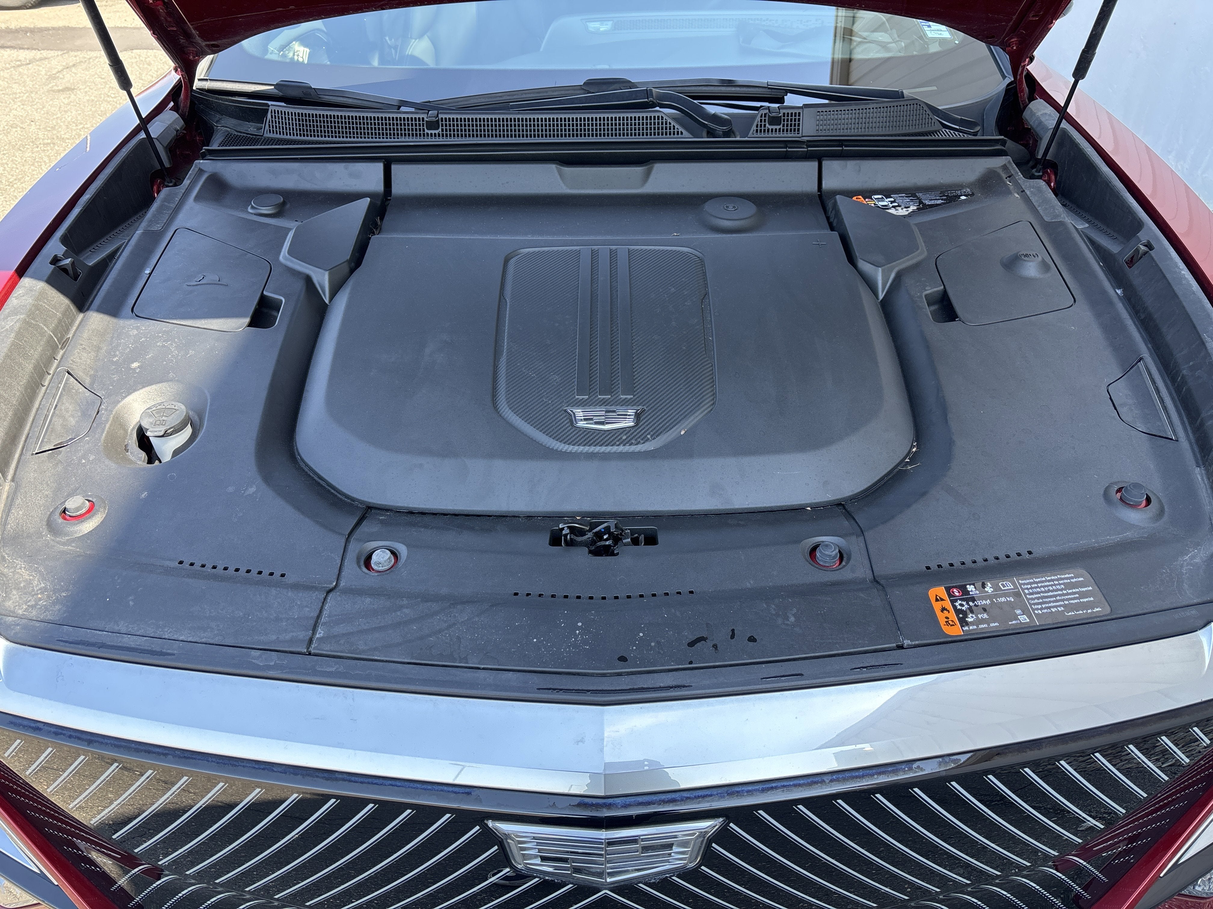 2024 Cadillac LYRIQ Luxury 3